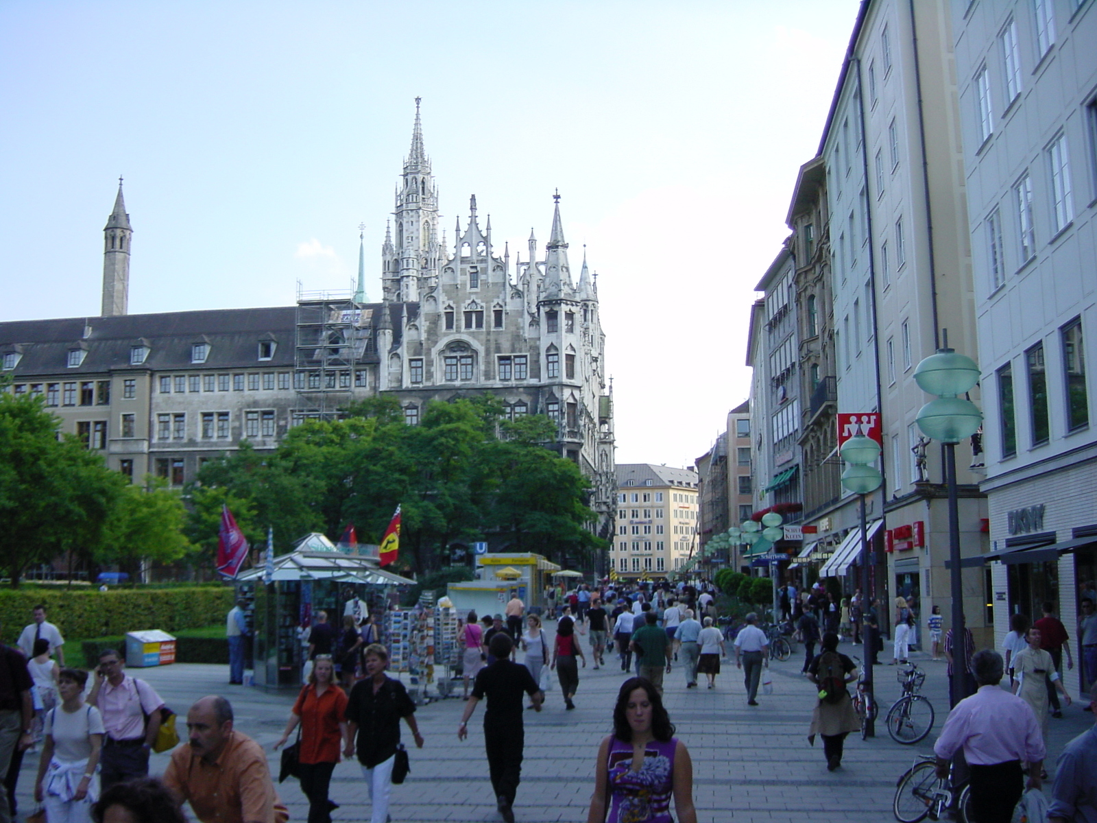 Picture Germany Munich 2001-07 81 - Tourist Attraction Munich