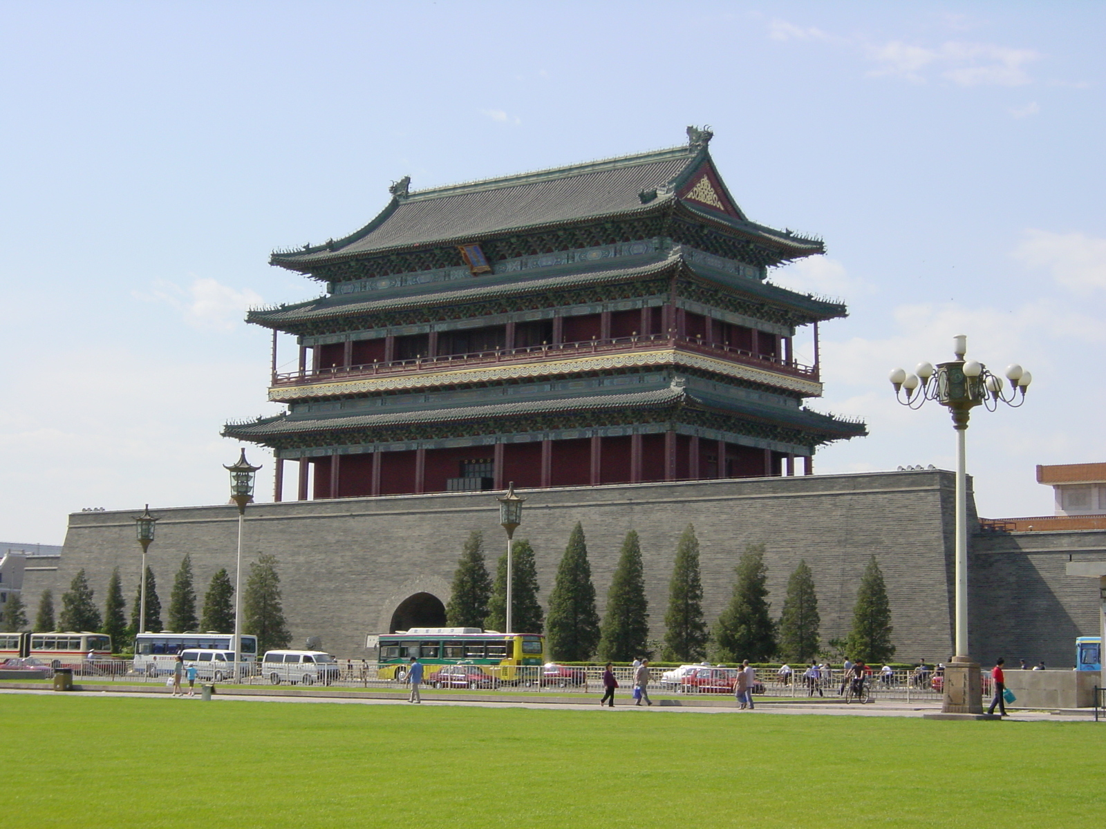 Picture China Beijing Tiananmen 2002-05 27 - View Tiananmen