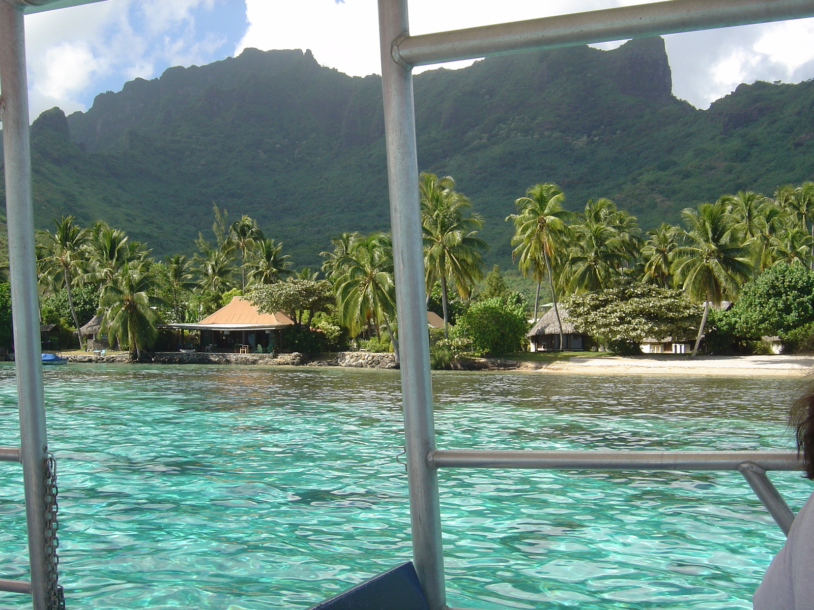 Picture Polynesia Moorea 2006-04 55 - Flight Moorea