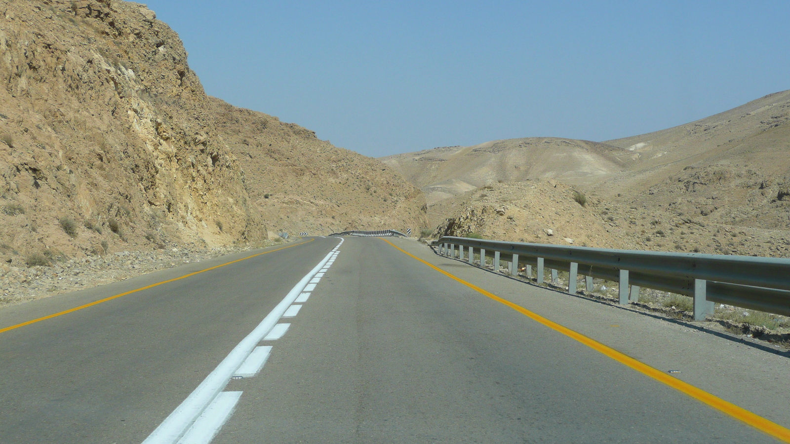 Picture Israel Arad to Dead Sea road 2007-06 150 - Perspective Arad to Dead Sea road