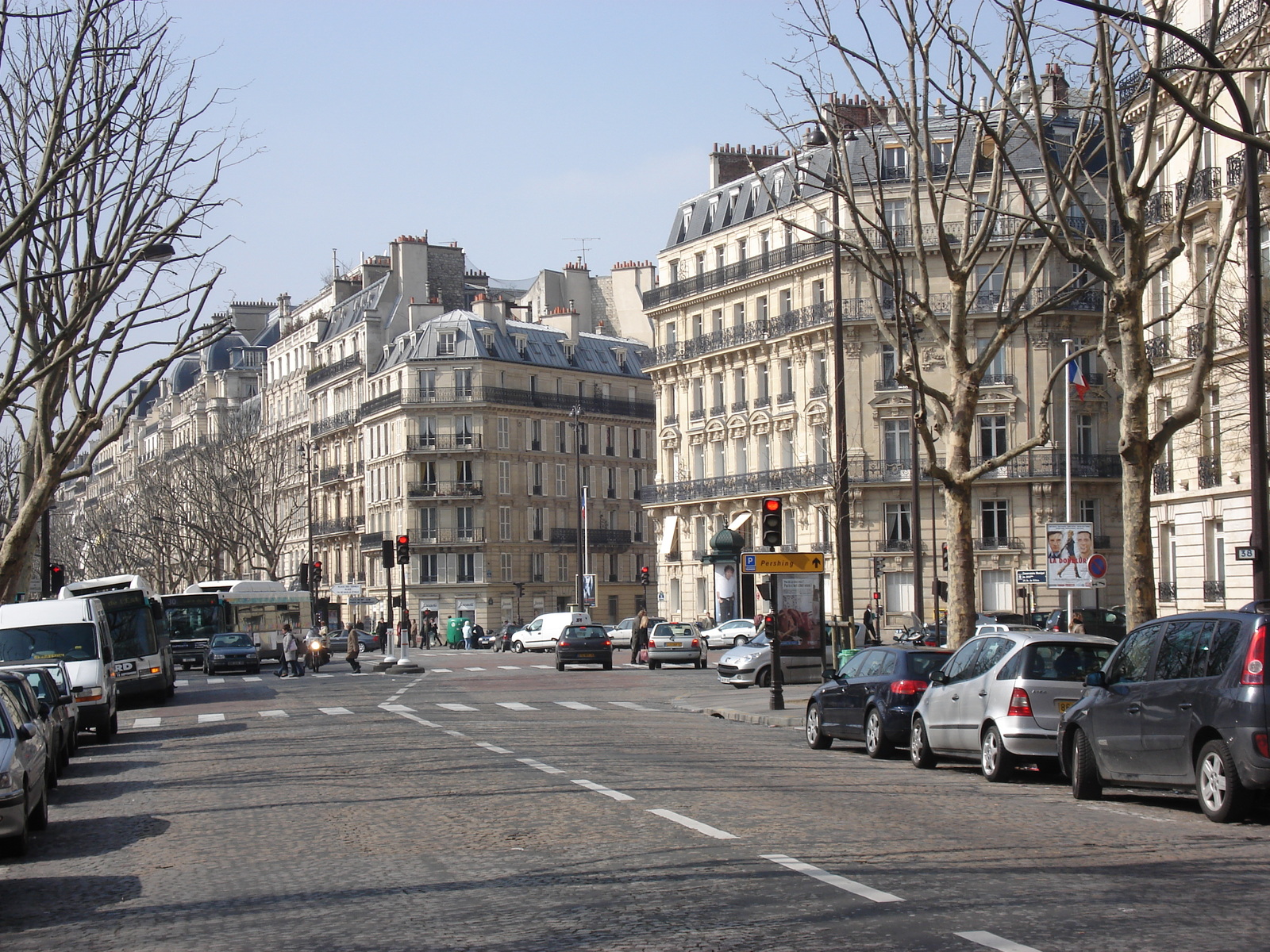 Picture France Paris 17th Arrondissement Boulevard de Courcelles 2006-03 5 - Perspective Boulevard de Courcelles