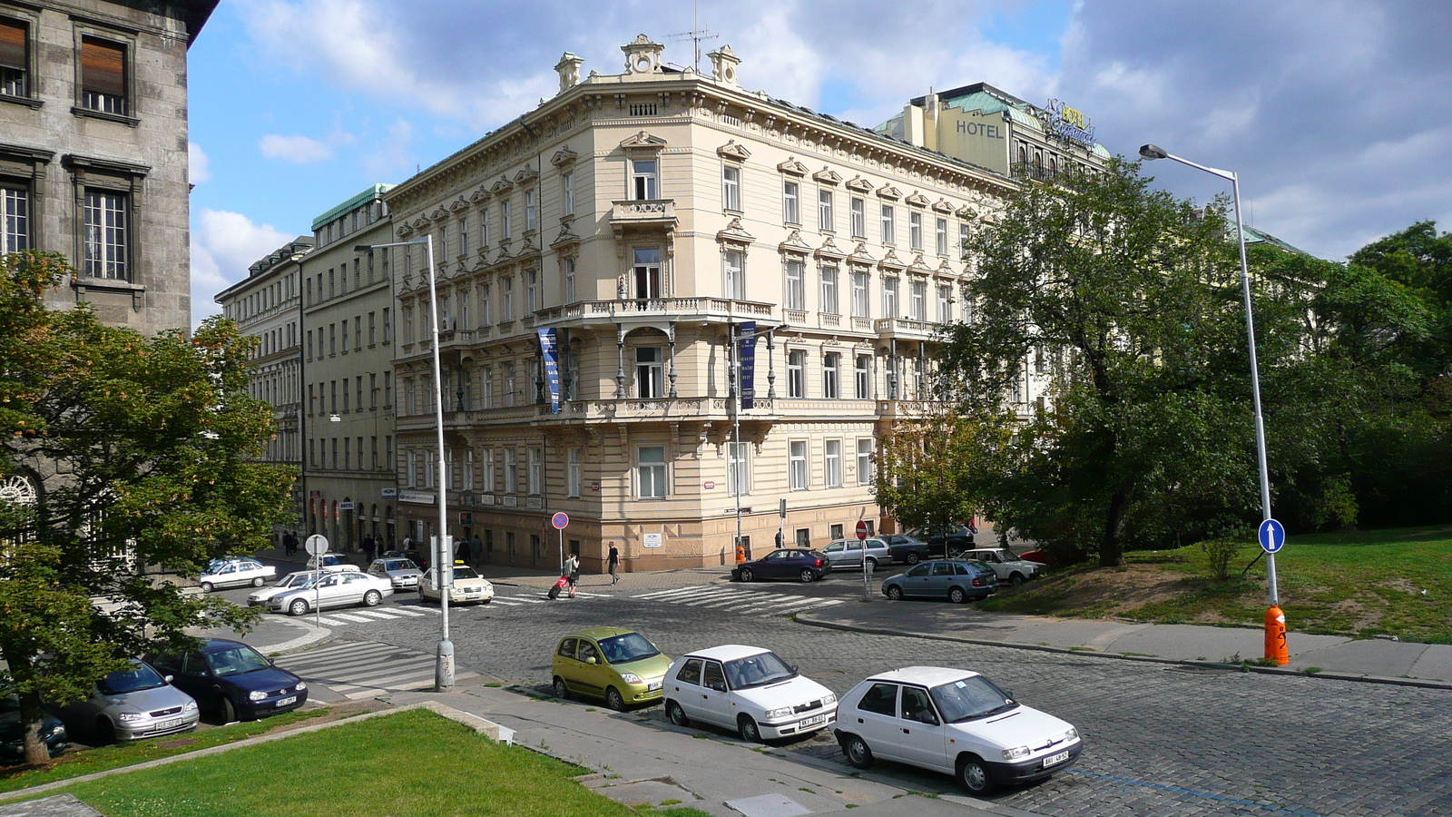 Picture Czech Republic Prague Wilsonova 2007-07 5 - Car Wilsonova