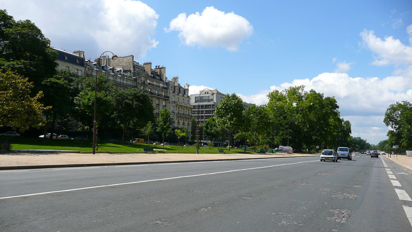 Picture France Paris Avenue Foch 2007-06 11 - Flights Avenue Foch