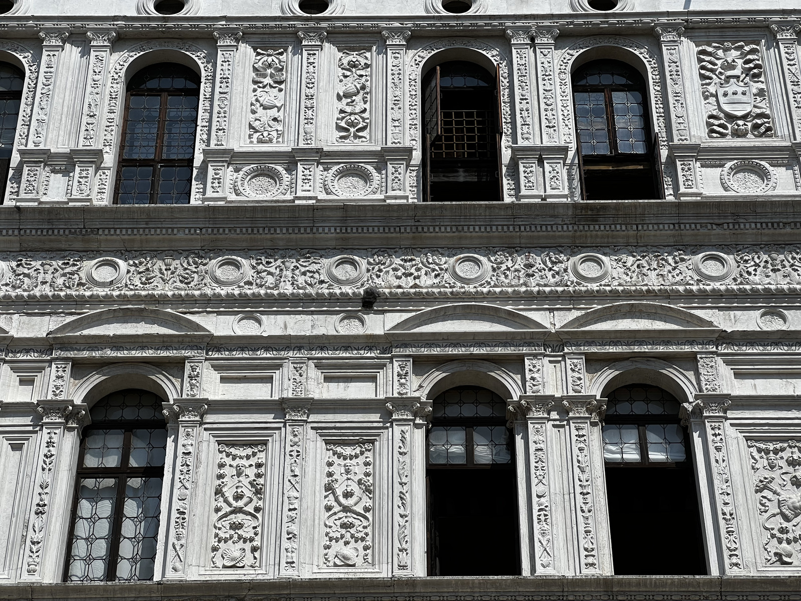 Picture Italy Venice Doge's Palace (Palazzo Ducale) 2022-05 182 - Road Doge's Palace (Palazzo Ducale)