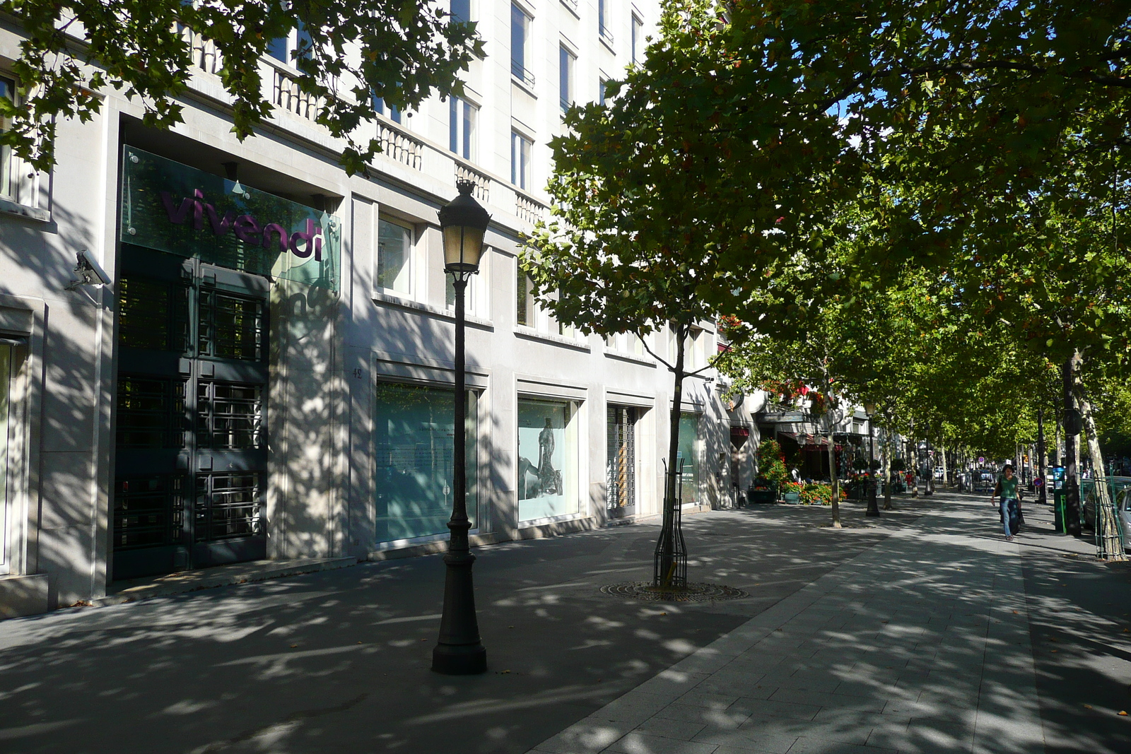 Picture France Paris Avenue de Friedland 2007-09 79 - Shopping Mall Avenue de Friedland