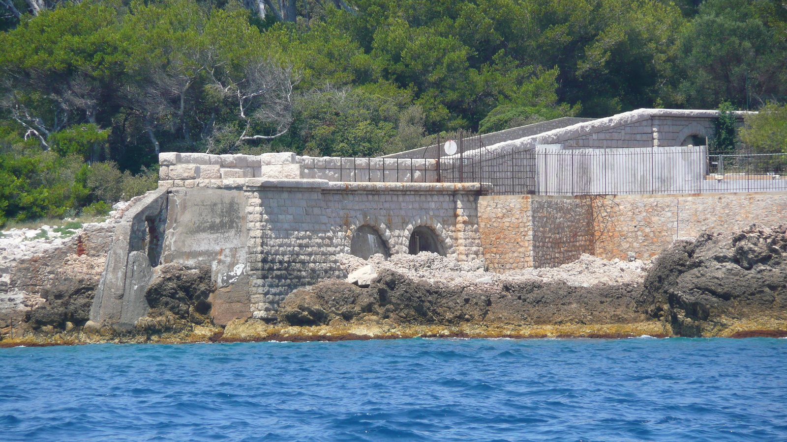 Picture France Cap d'Antibes Anse de la garoupe 2007-07 30 - Picture Anse de la garoupe