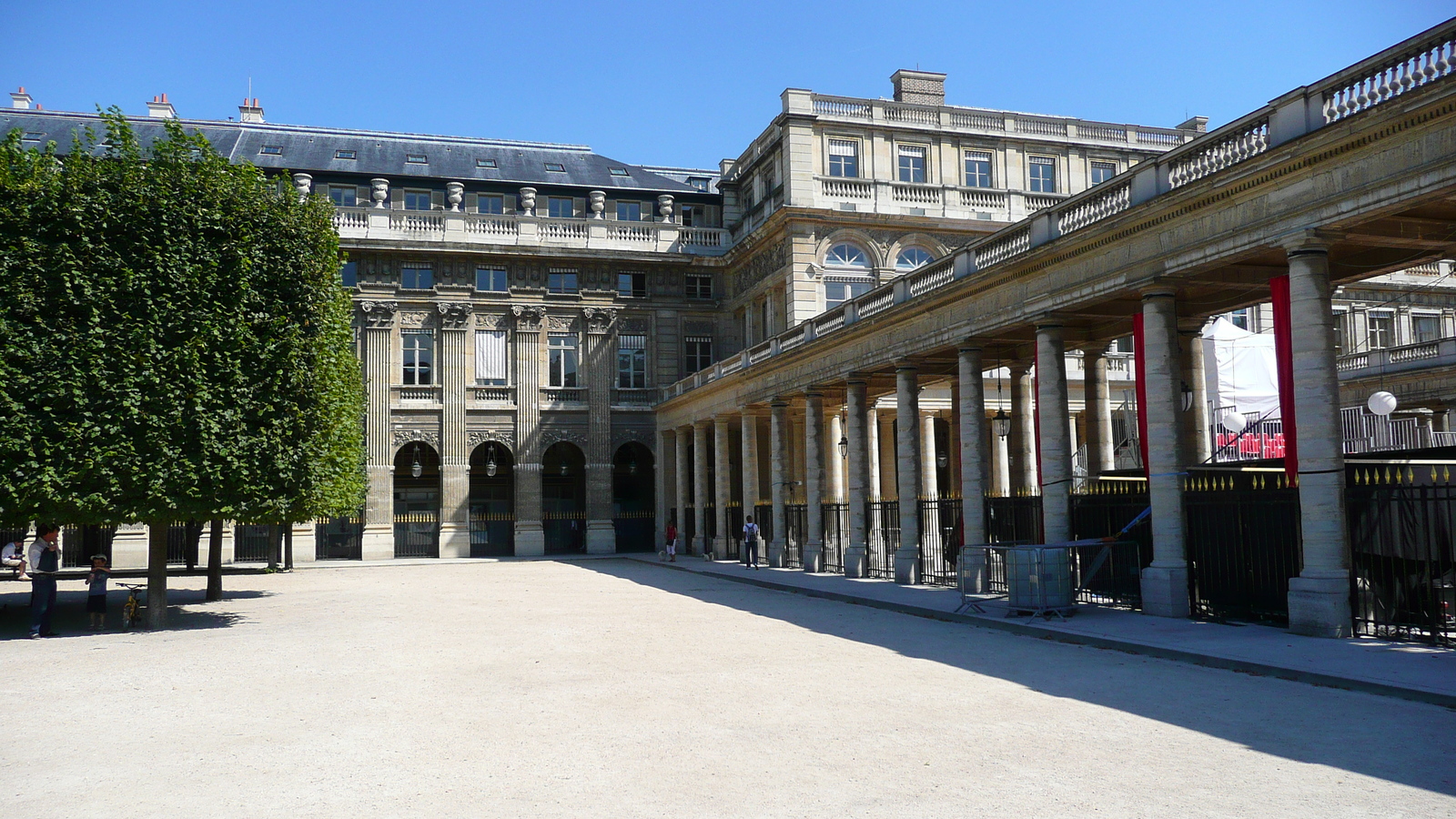 Picture France Paris Palais Royal 2007-08 94 - Road Map Palais Royal