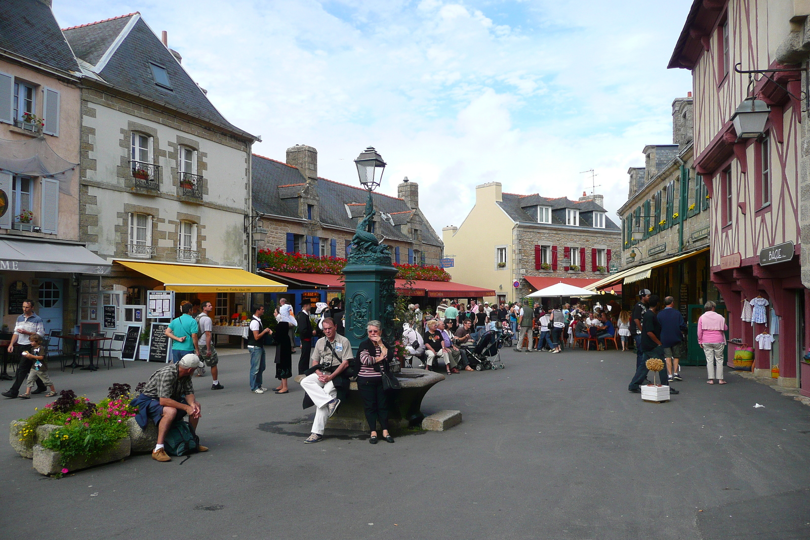 Picture France Concarneau 2008-07 94 - Car Concarneau