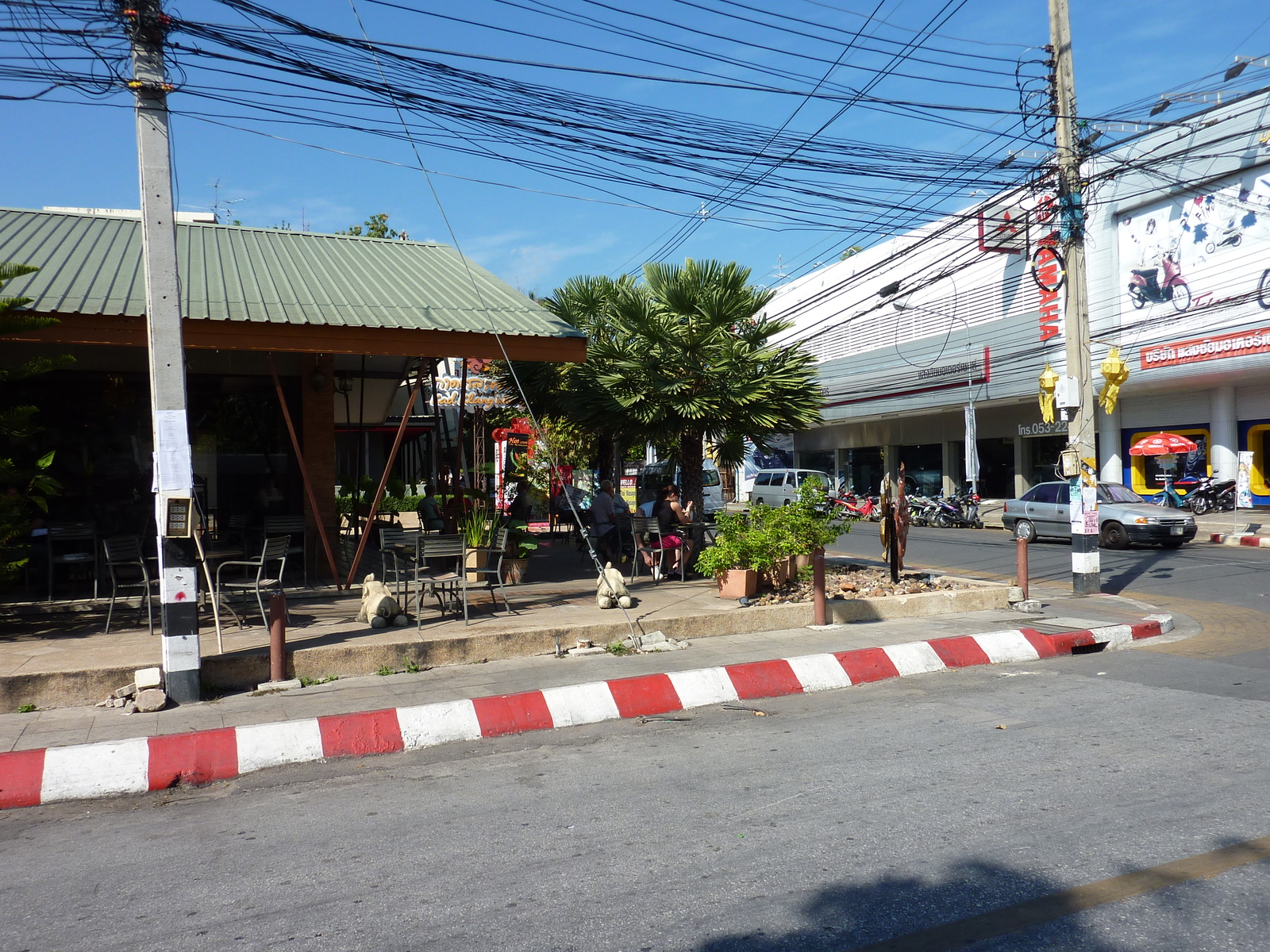 Picture Thailand Chiang Mai Rachadamnoen road 2009-12 33 - Perspective Rachadamnoen road