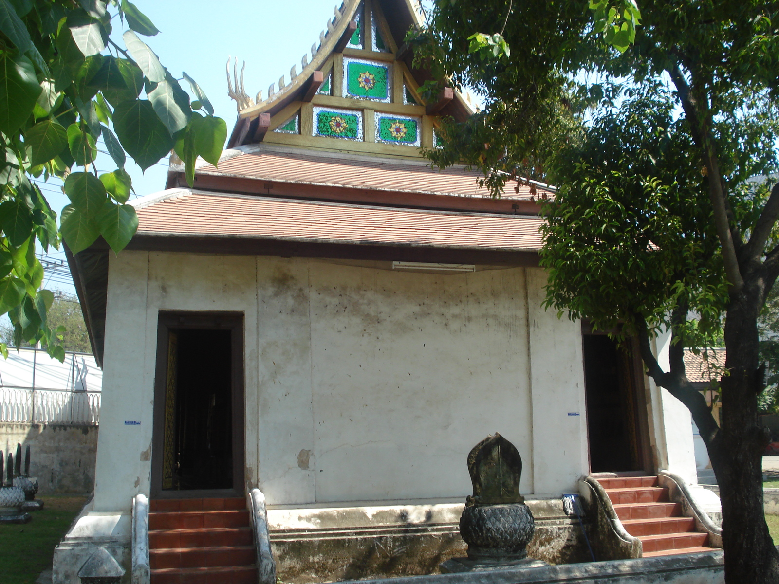 Picture Thailand Phitsanulok Wat Ratcha Bhurana 2008-01 14 - Sightseeing Wat Ratcha Bhurana