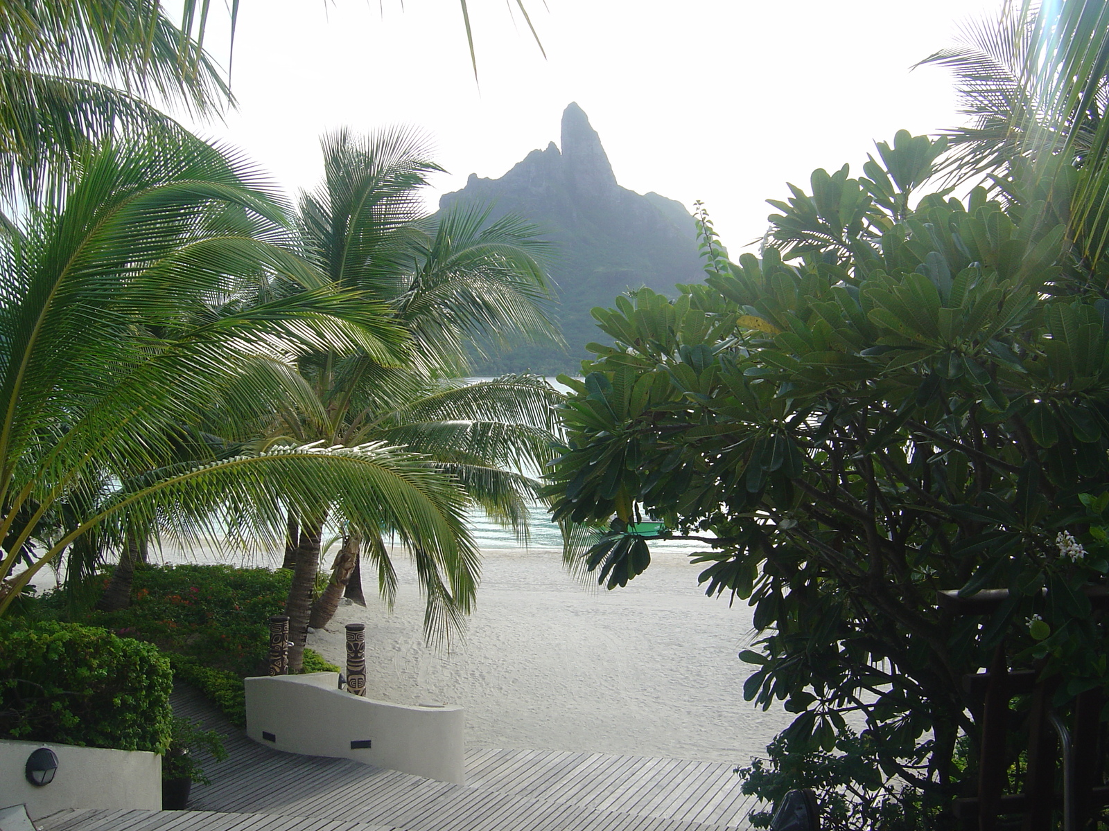 Picture Polynesia Meridien Bora Bora Hotel 2006-04 41 - Sightseeing Meridien Bora Bora Hotel