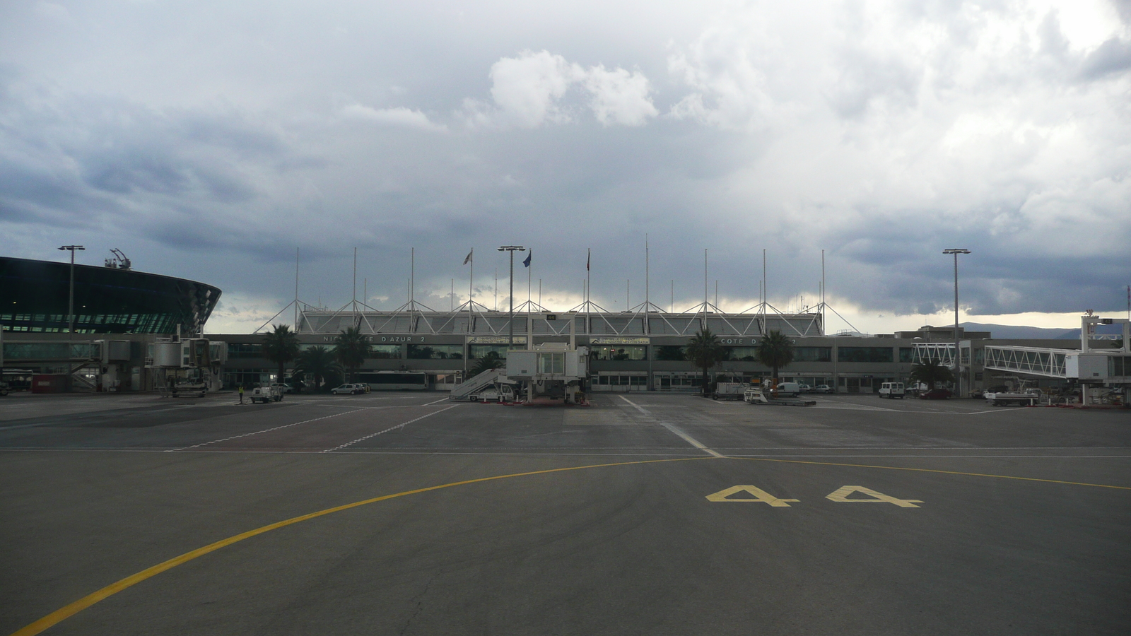 Picture France Nice Airport 2007-07 17 - Sightseeing Nice Airport