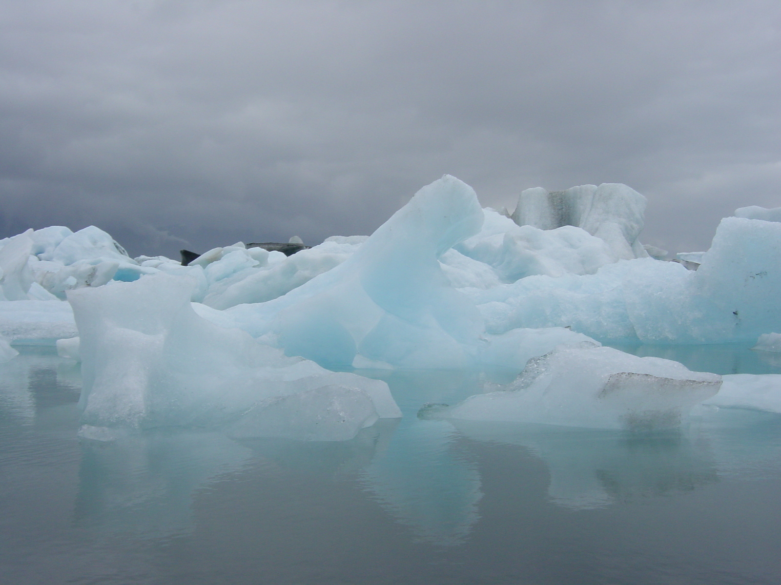 Picture Iceland Jokulsarlon 2003-06 53 - View Jokulsarlon