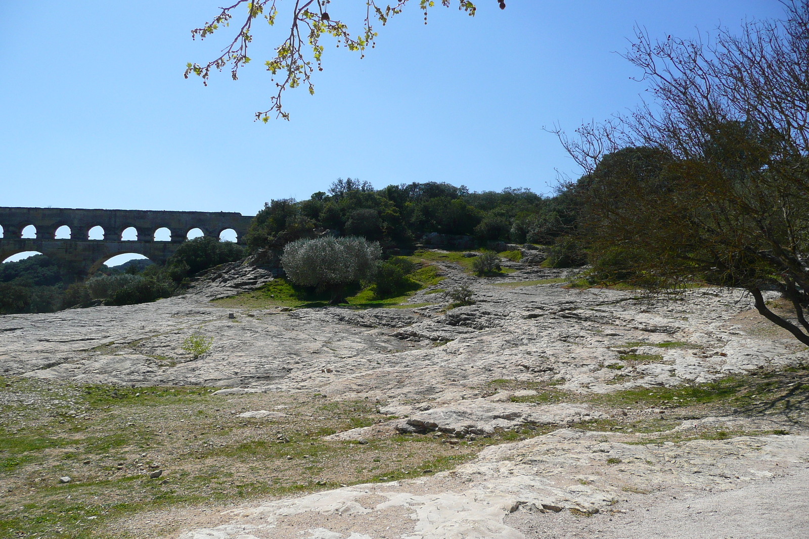 Picture France Pont du Gard 2008-04 91 - Sight Pont du Gard