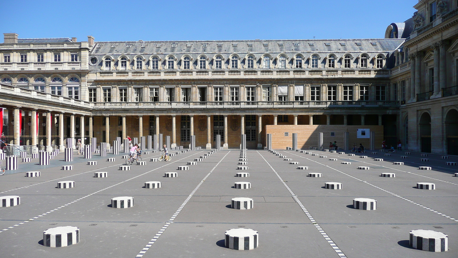 Picture France Paris Palais Royal 2007-08 35 - Car Palais Royal