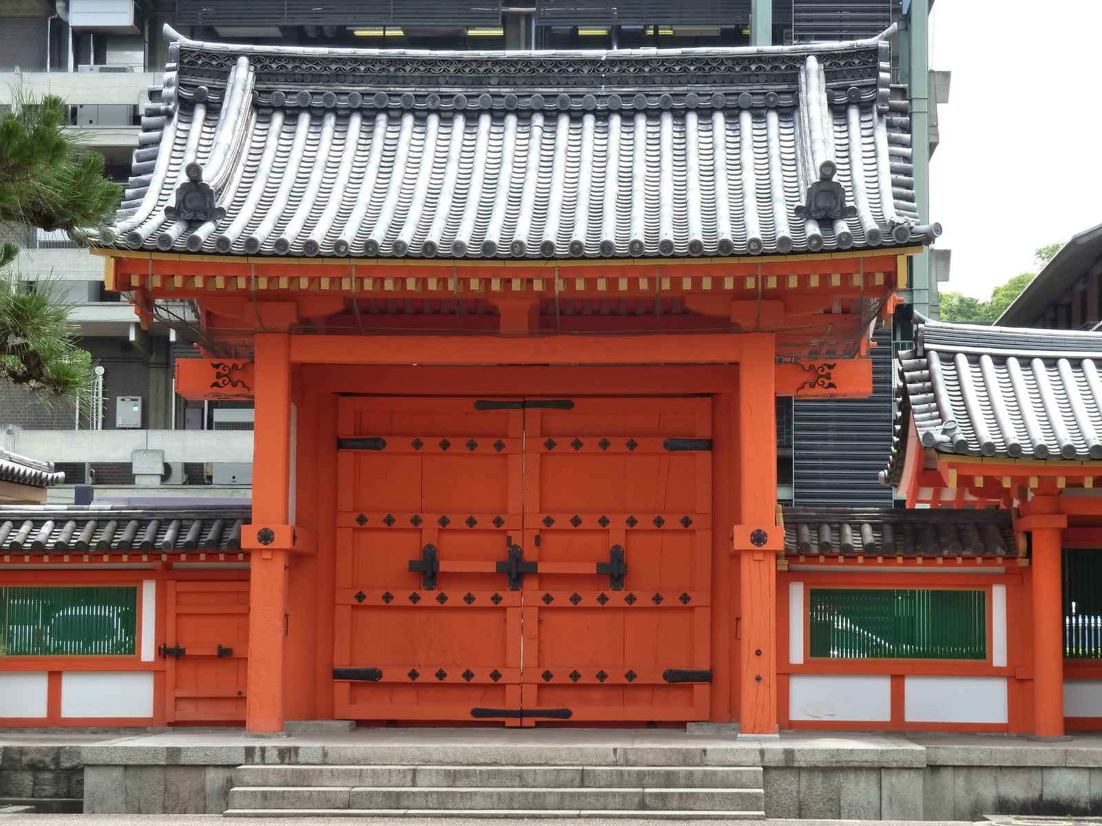 Picture Japan Kyoto Sanjusangendo temple 2010-06 8 - Store Sanjusangendo temple