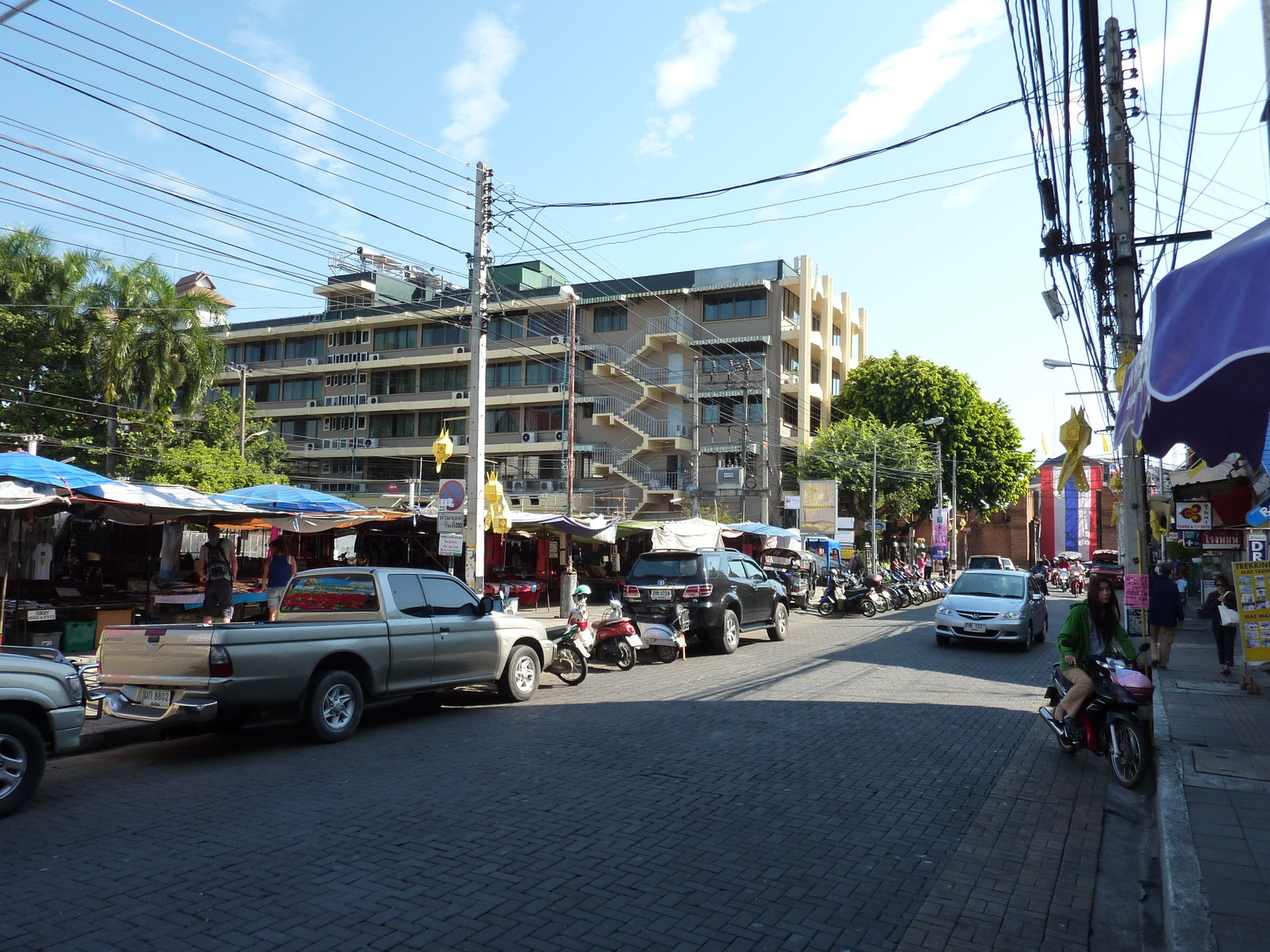 Picture Thailand Chiang Mai Rachadamnoen road 2009-12 10 - Photographer Rachadamnoen road