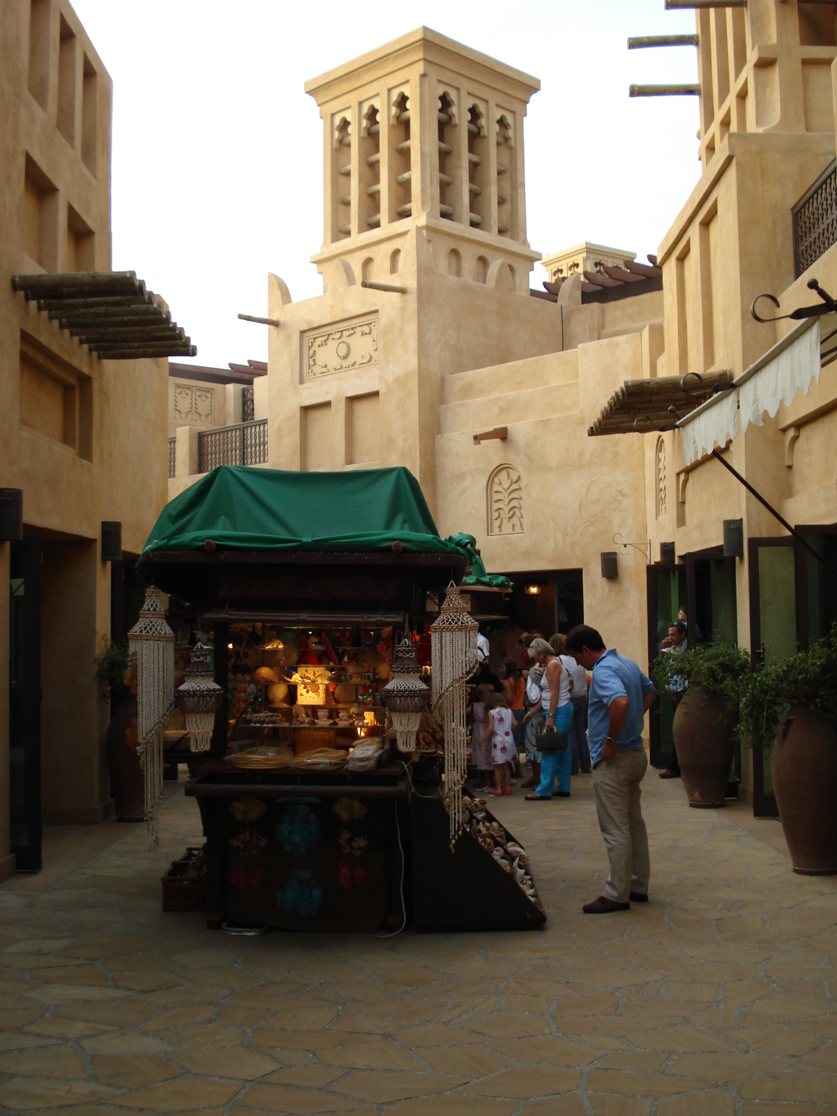 Picture United Arab Emirates Dubai Medina Jumeirah 2007-03 47 - Photo Medina Jumeirah