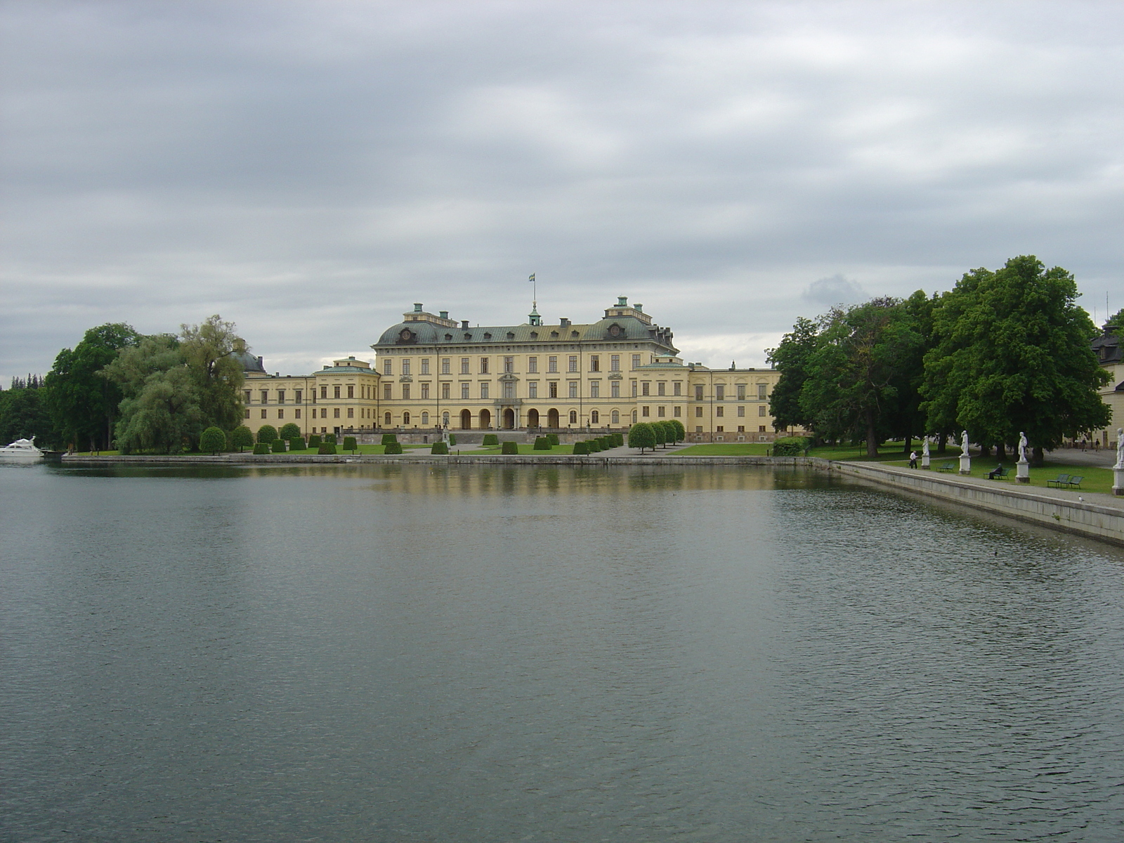 Picture Sweden Drottningholm 2005-06 14 - Flight Drottningholm