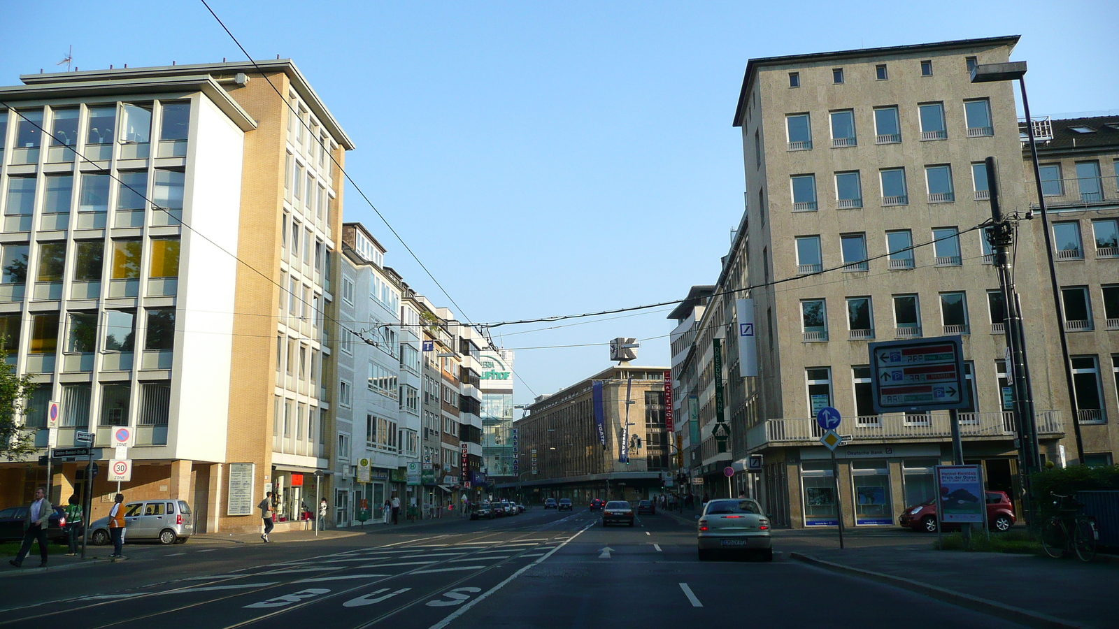 Picture Germany Dusseldorf 2007-05 43 - Road Dusseldorf