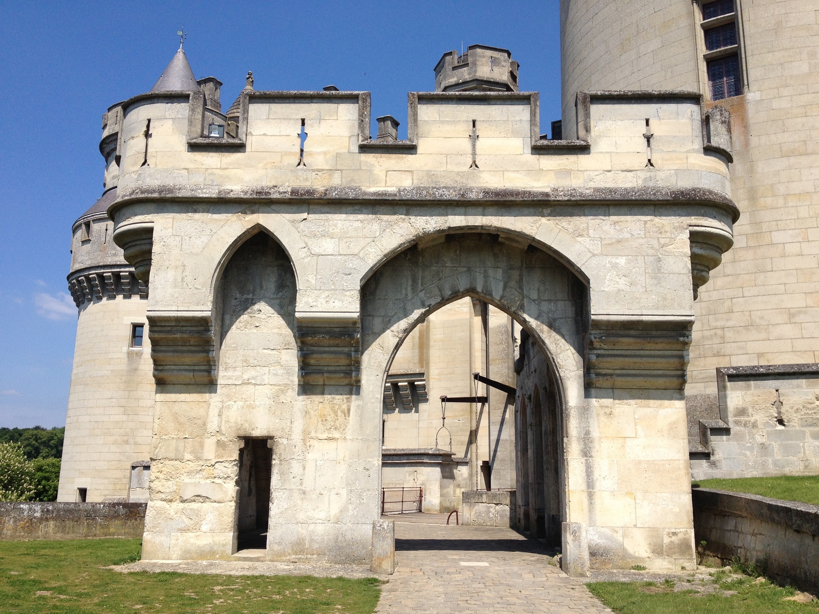 Picture France Pierrefonds 2014-05 196 - Trip Pierrefonds