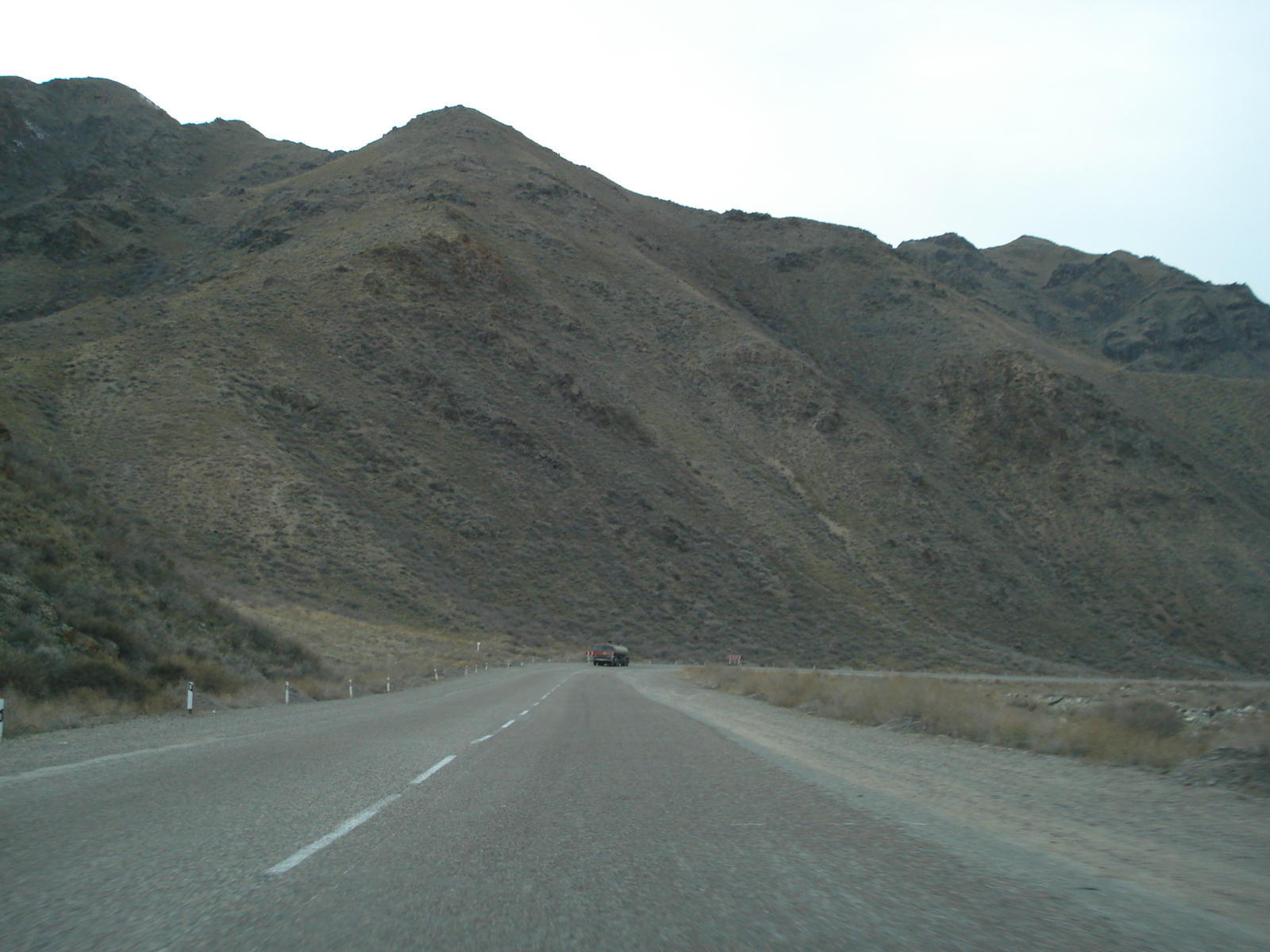 Picture Kazakhstan Almaty to Charyn Canyon road 2007-03 76 - Flights Almaty to Charyn Canyon road