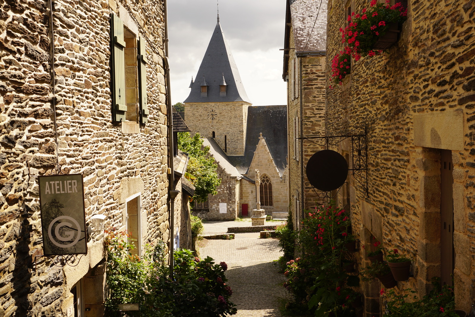 Picture France Rochefort-en-Terre 2017-08 83 - View Rochefort-en-Terre