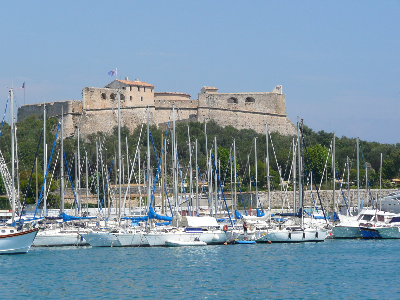 Picture France Antibes Port Vauban 2007-07 5 - Perspective Port Vauban