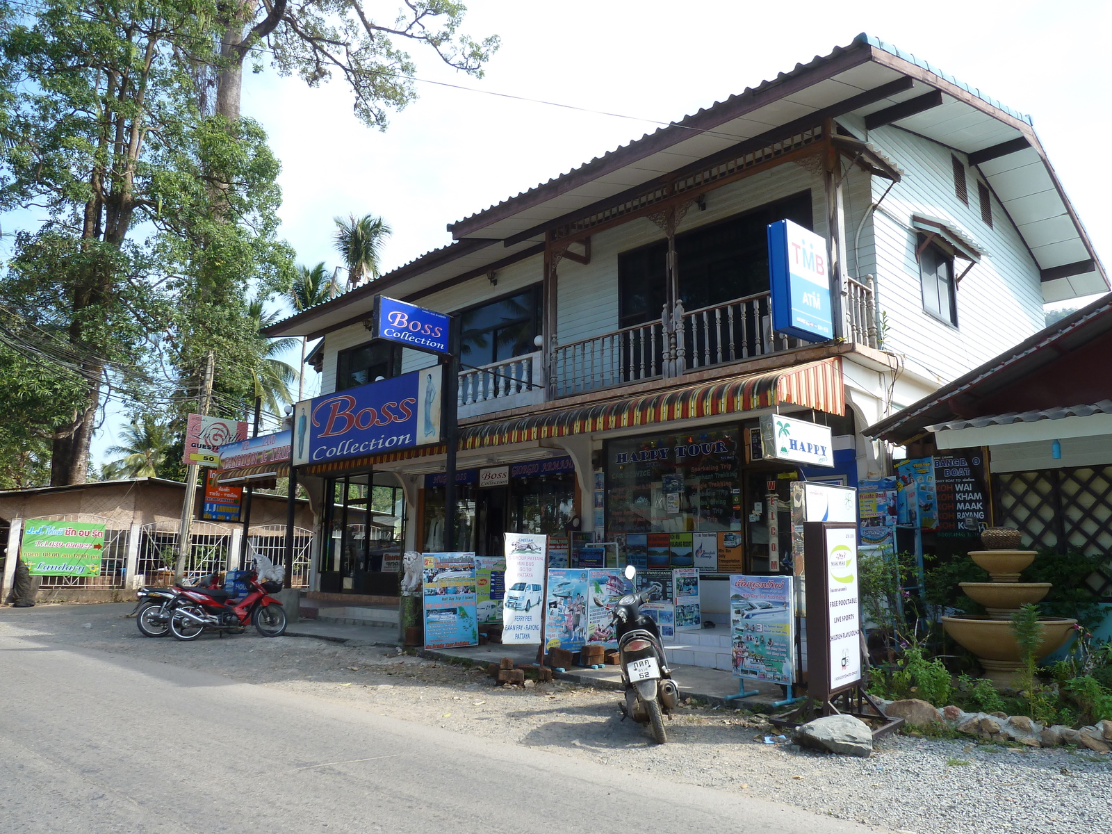 Picture Thailand Ko Chang 2011-12 69 - Tourist Ko Chang