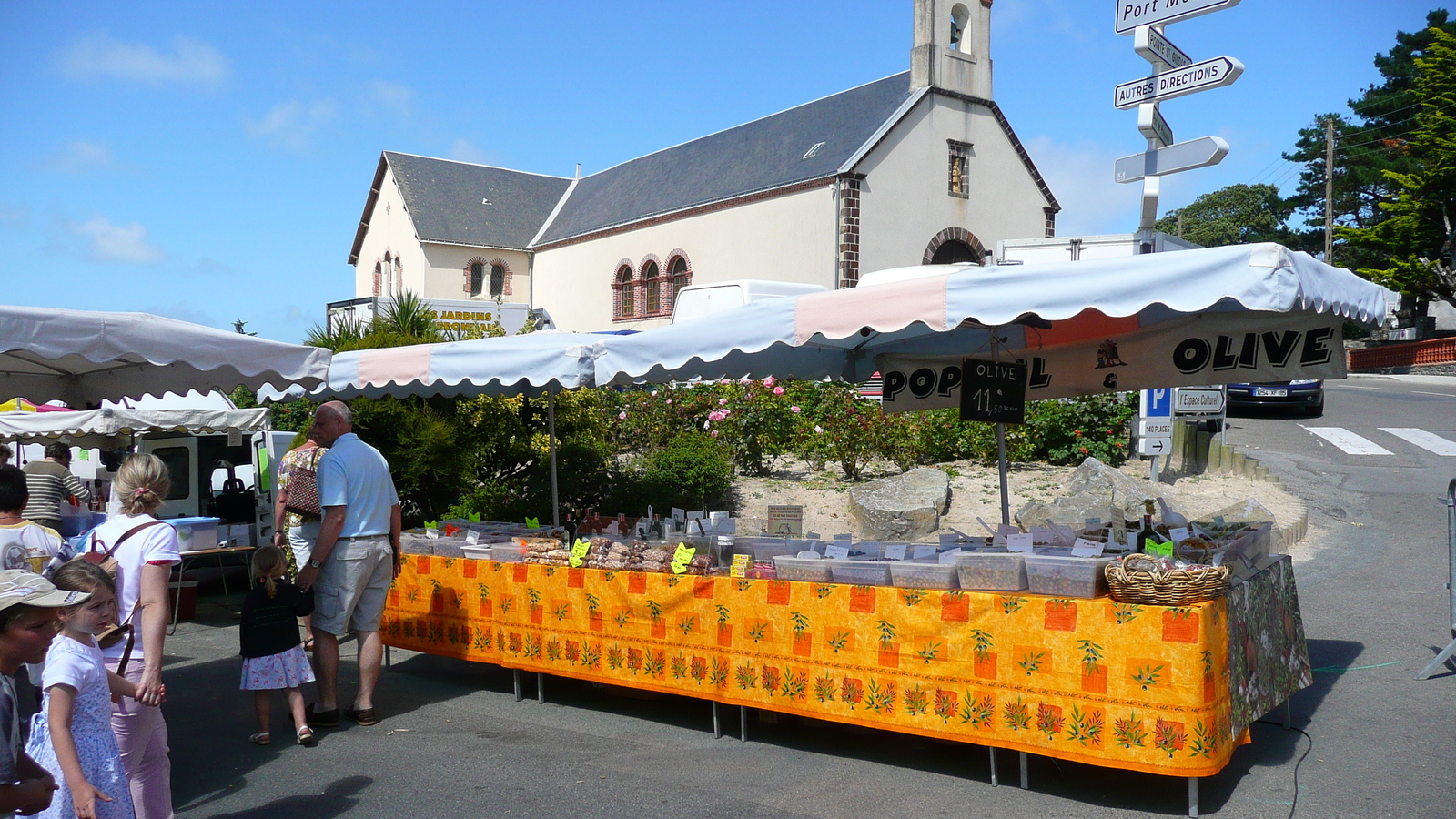 Picture France Prefailles Market in Prefailles 2007-07 7 - Sightseeing Market in Prefailles