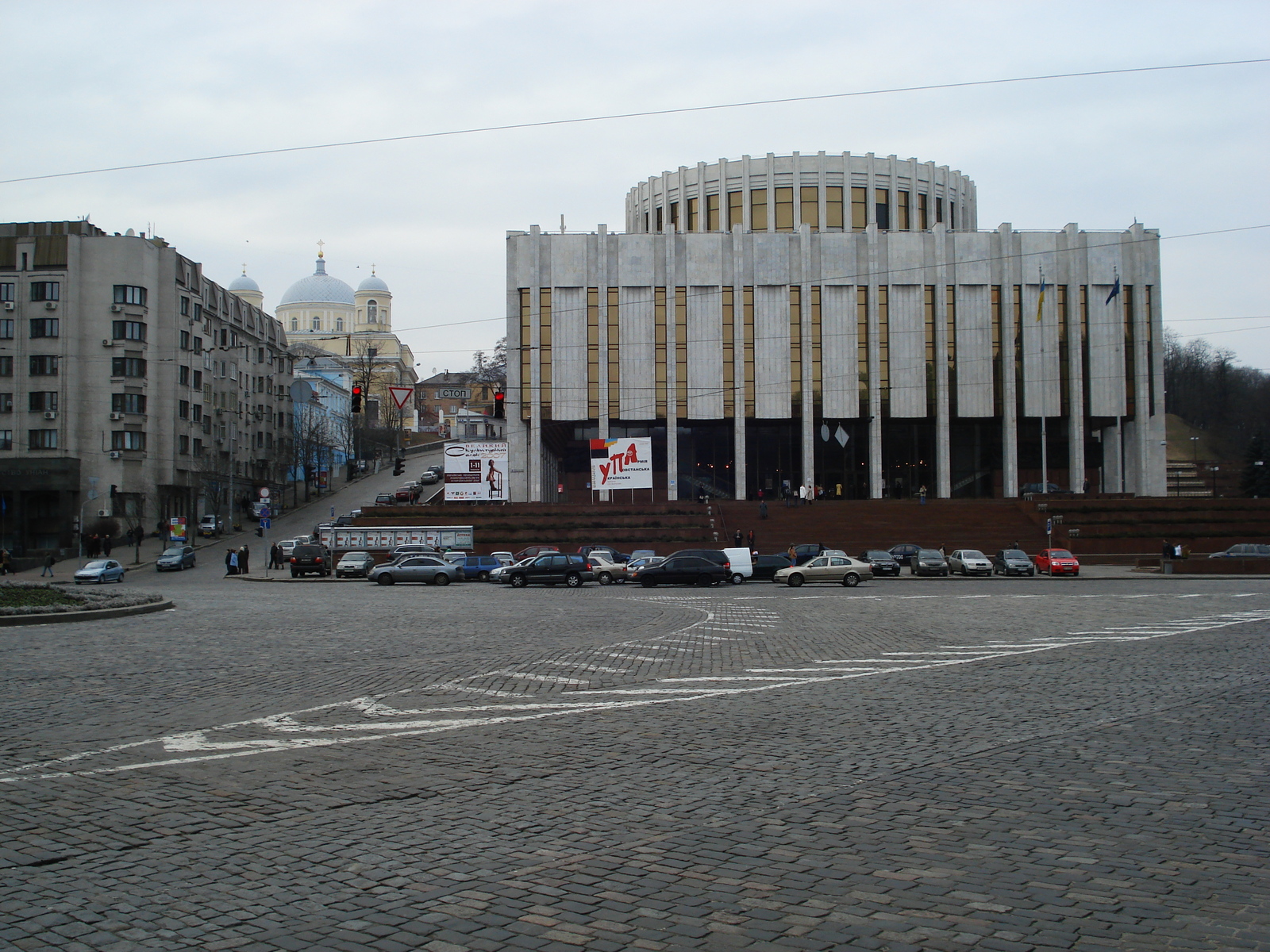 Picture Ukraine Kiev Kreschatyk Street 2007-03 50 - Tourist Attraction Kreschatyk Street