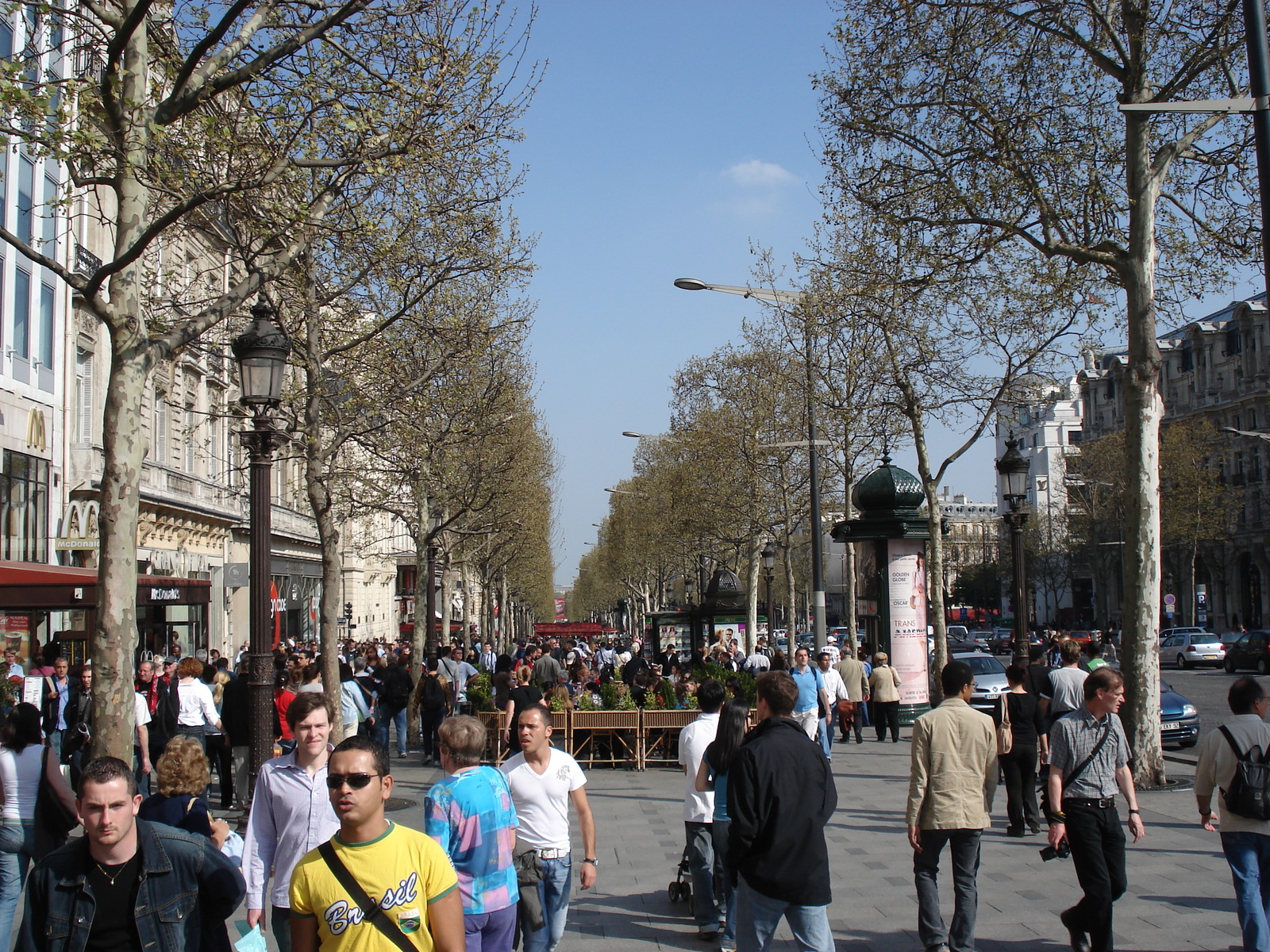 Picture France Paris Champs Elysees 2006-04 20 - Car Champs Elysees