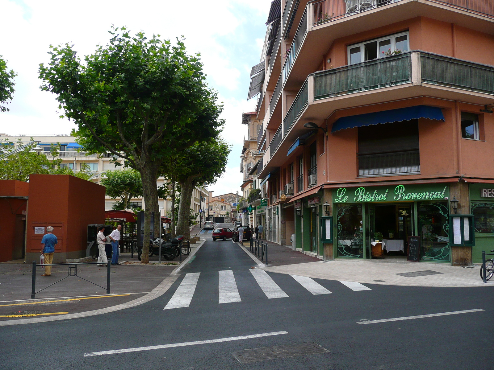 Picture France Vence Place du Grand Jardin 2007-07 8 - Pictures Place du Grand Jardin