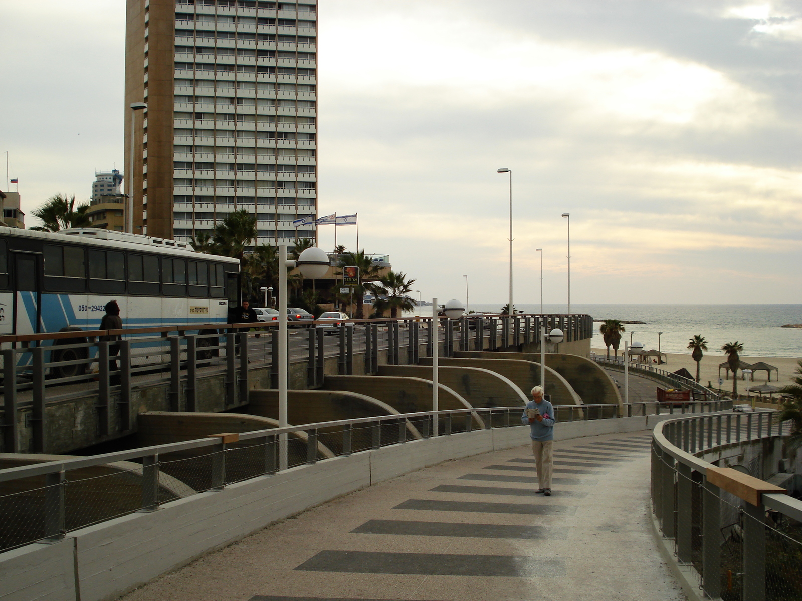 Picture Israel Tel Aviv Tel Aviv Sea Shore 2006-12 68 - Sightseeing Tel Aviv Sea Shore