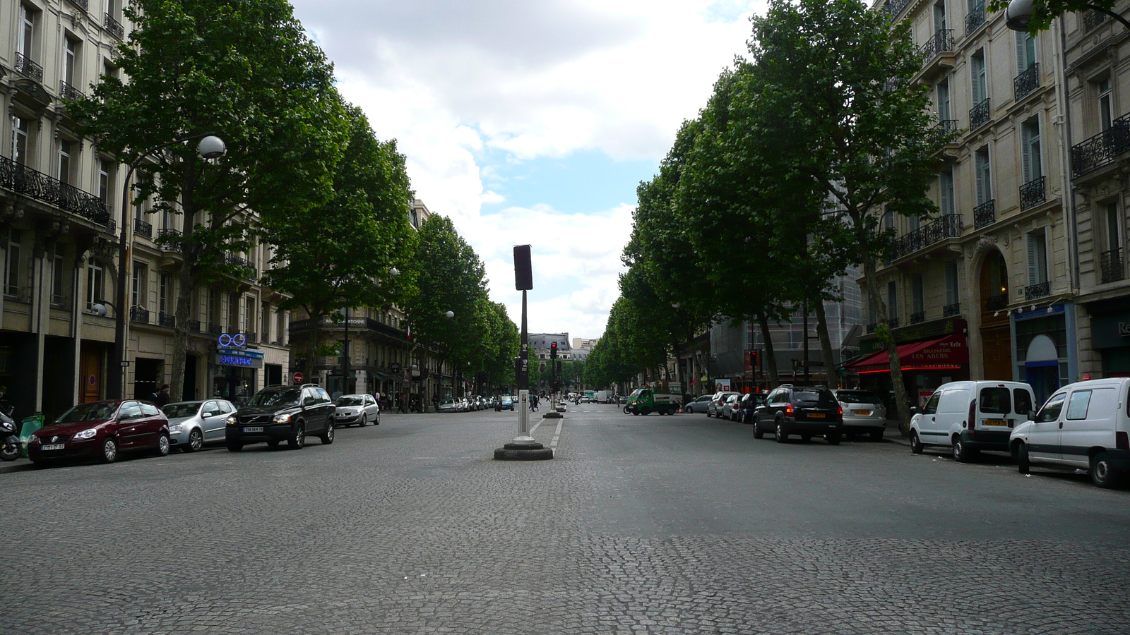 Picture France Paris Boulevard Malesherbes 2007-05 100 - Sightseeing Boulevard Malesherbes