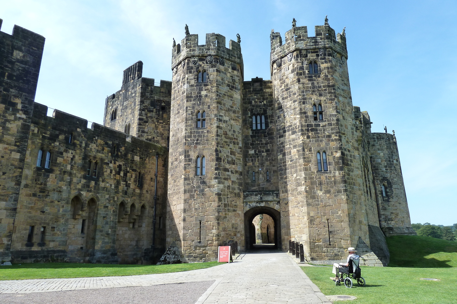 Picture United Kingdom Scotland Alnwick 2011-07 4 - Discover Alnwick