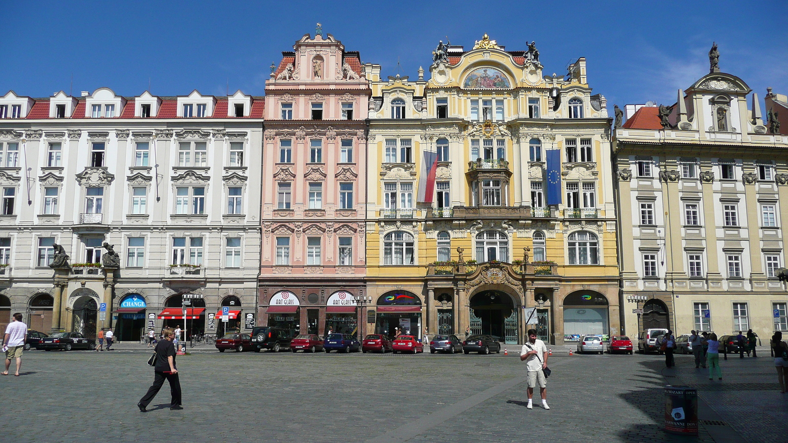 Picture Czech Republic Prague Staromestske namesti 2007-07 37 - Photographers Staromestske namesti