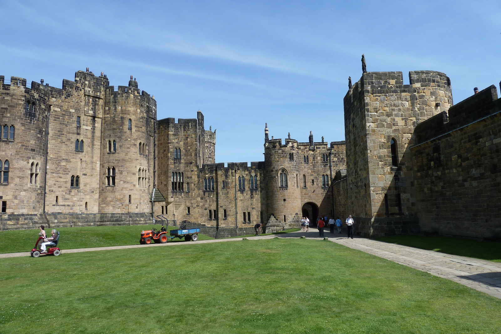 Picture United Kingdom Scotland Alnwick 2011-07 12 - Perspective Alnwick