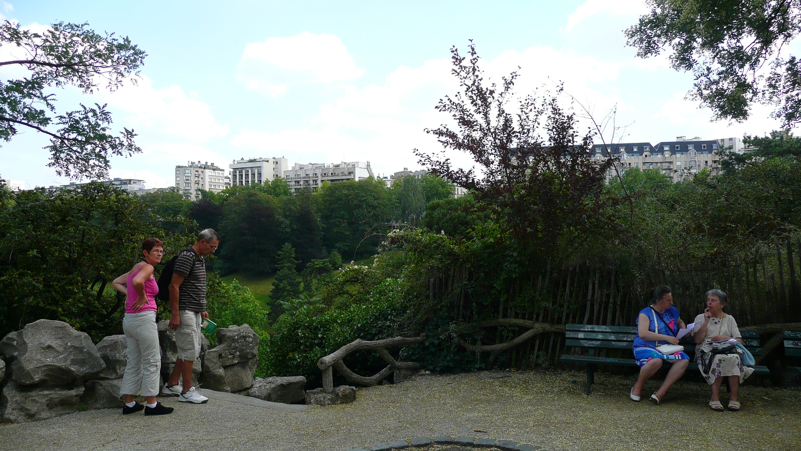 Picture France Paris Butes Chaumont 2007-08 39 - Photographer Butes Chaumont