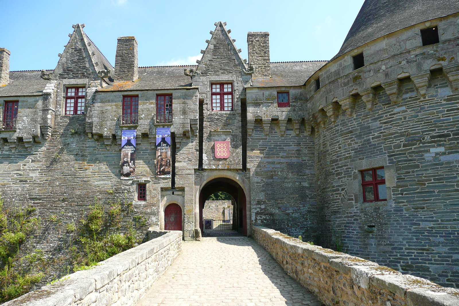 Picture France Pontivy Rohan's Dukes Castle 2007-08 7 - Car Rental Rohan's Dukes Castle