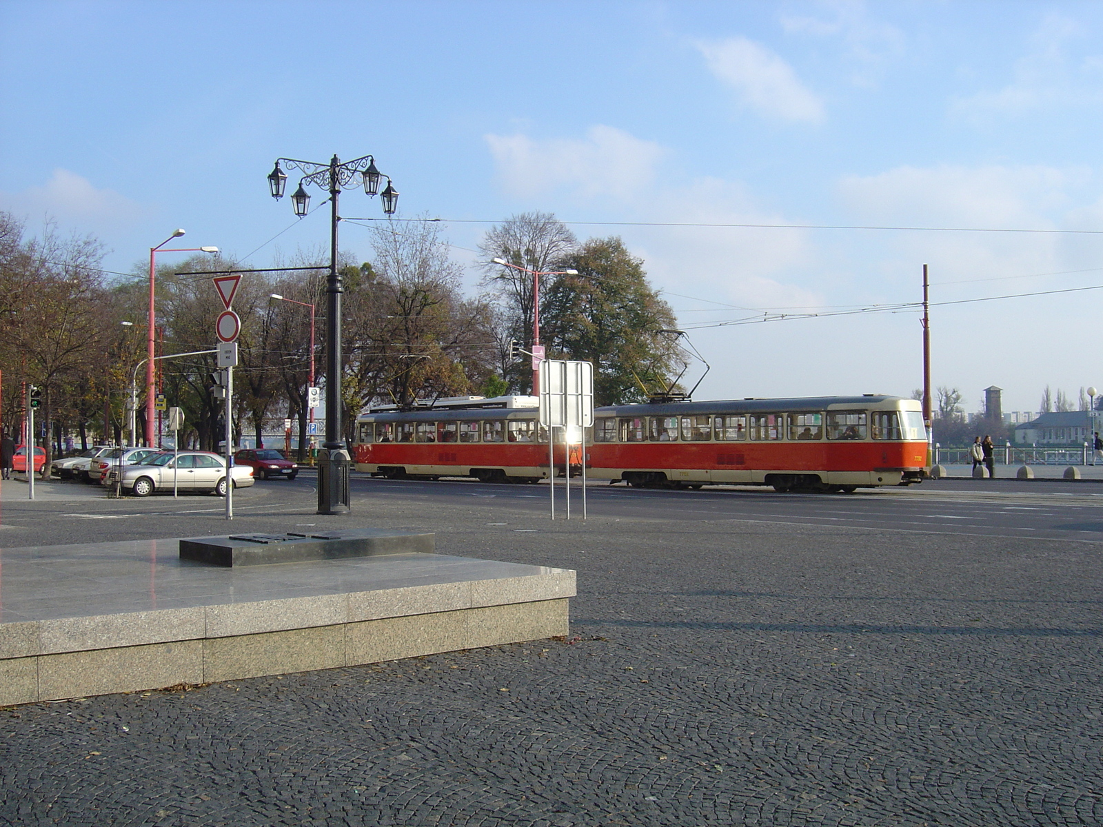 Picture Slovakia Bratislava 2004-11 38 - Perspective Bratislava