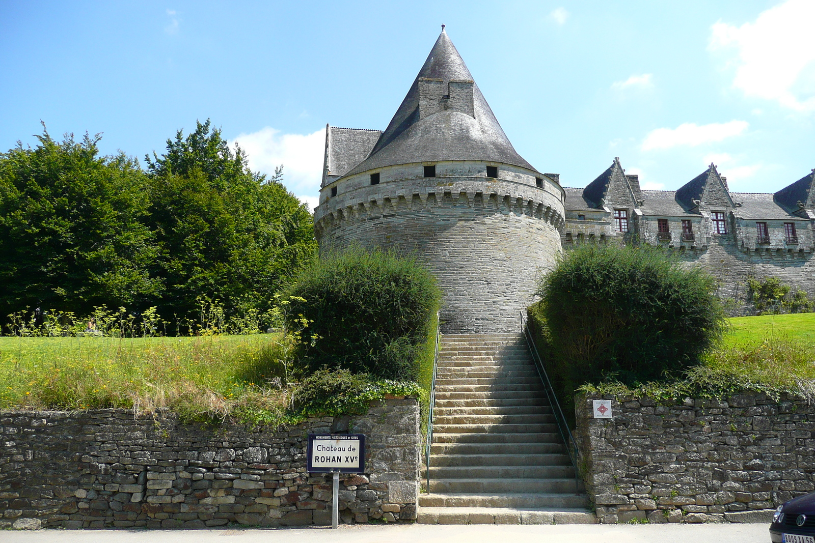 Picture France Pontivy Rohan's Dukes Castle 2007-08 9 - Road Rohan's Dukes Castle