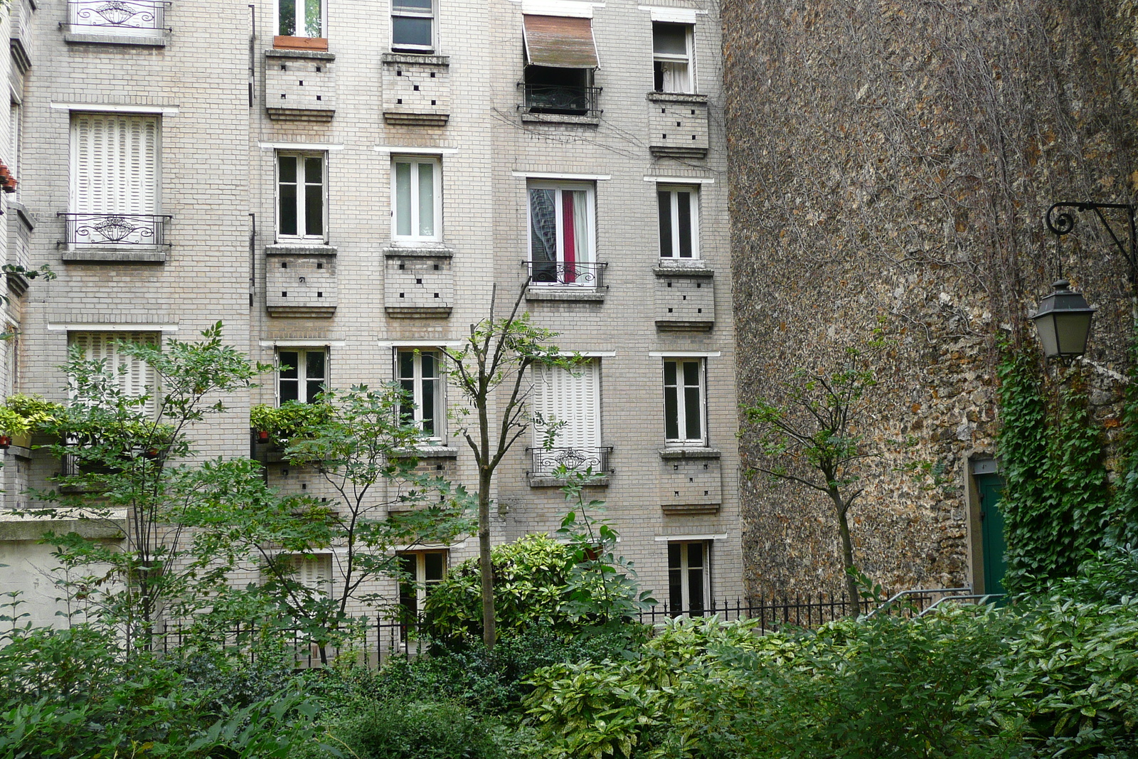 Picture France Paris Montmartre 2007-06 85 - Photographers Montmartre