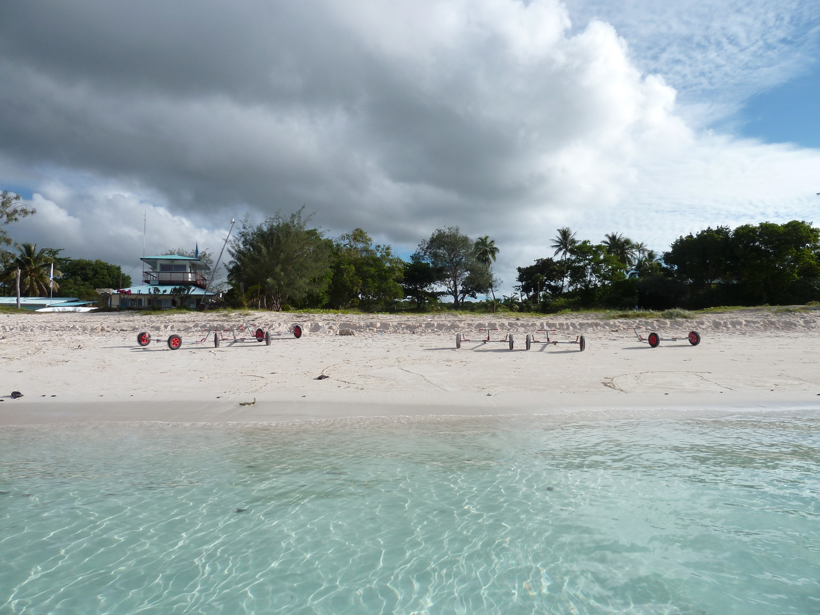 Picture New Caledonia Lifou Chateaubriant bay 2010-05 10 - Road Chateaubriant bay