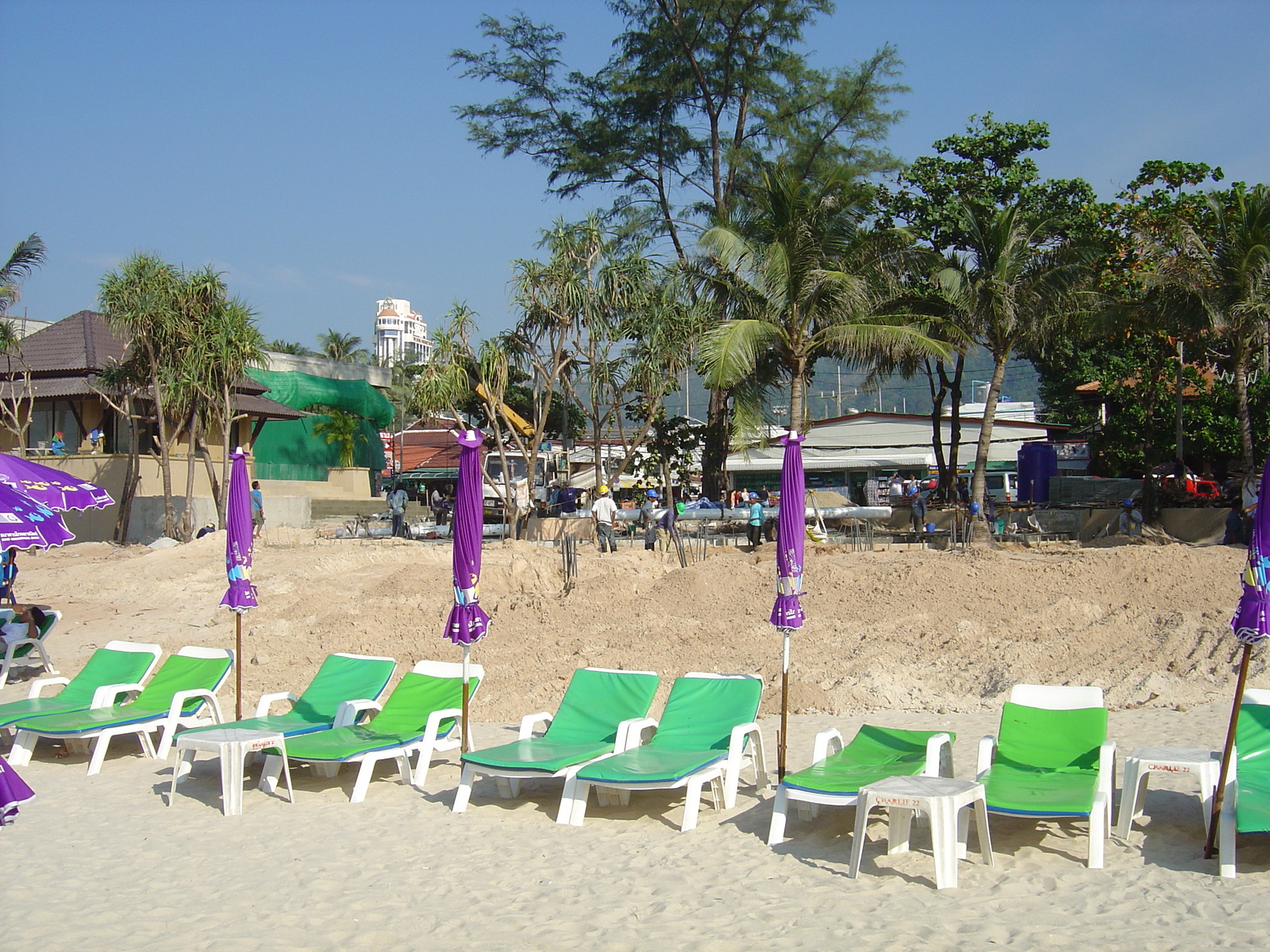 Picture Thailand Phuket Patong Beach 2005-12 37 - Perspective Beach