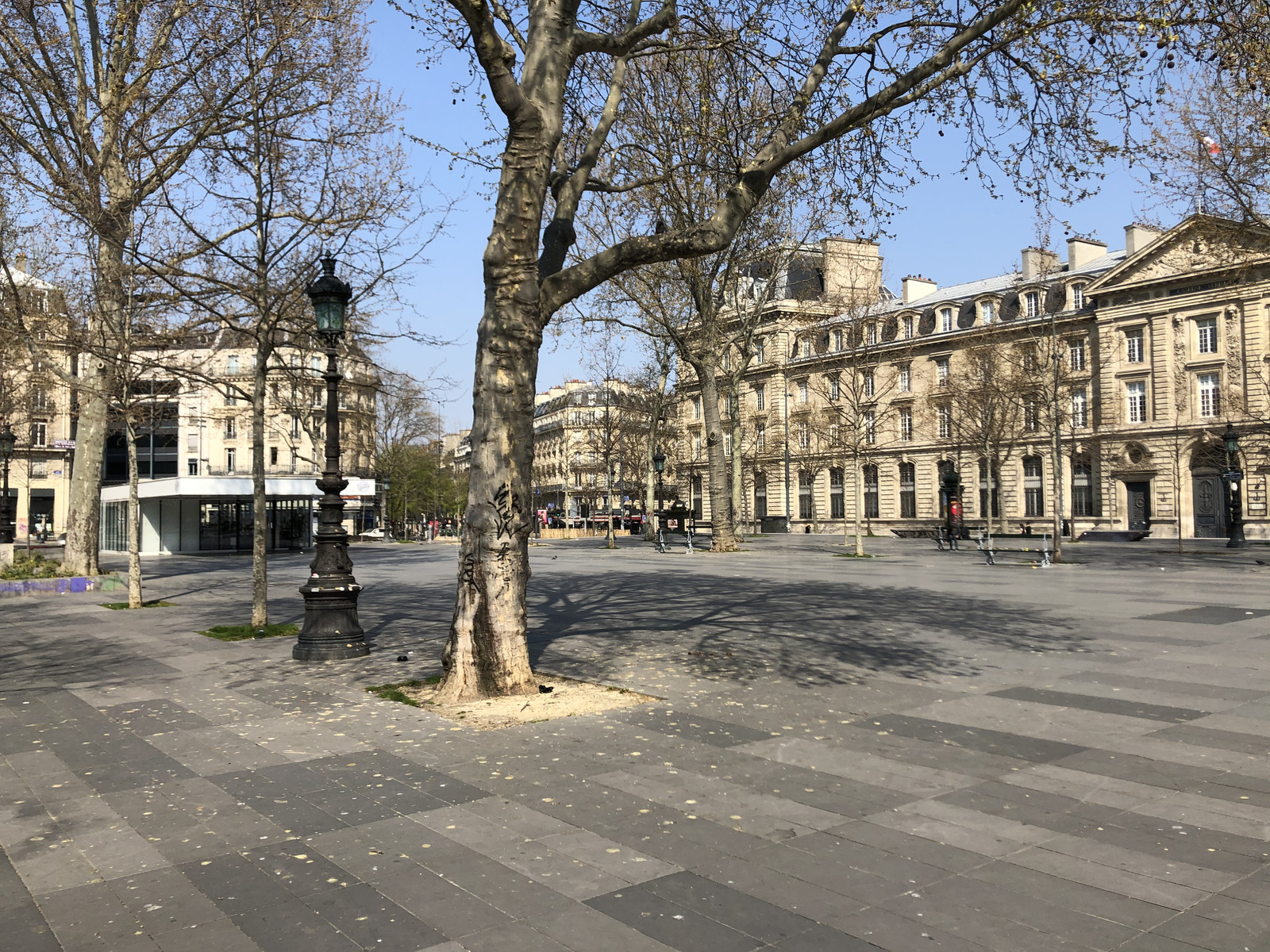 Picture France Paris lockdown 2020-03 192 - Views Paris lockdown