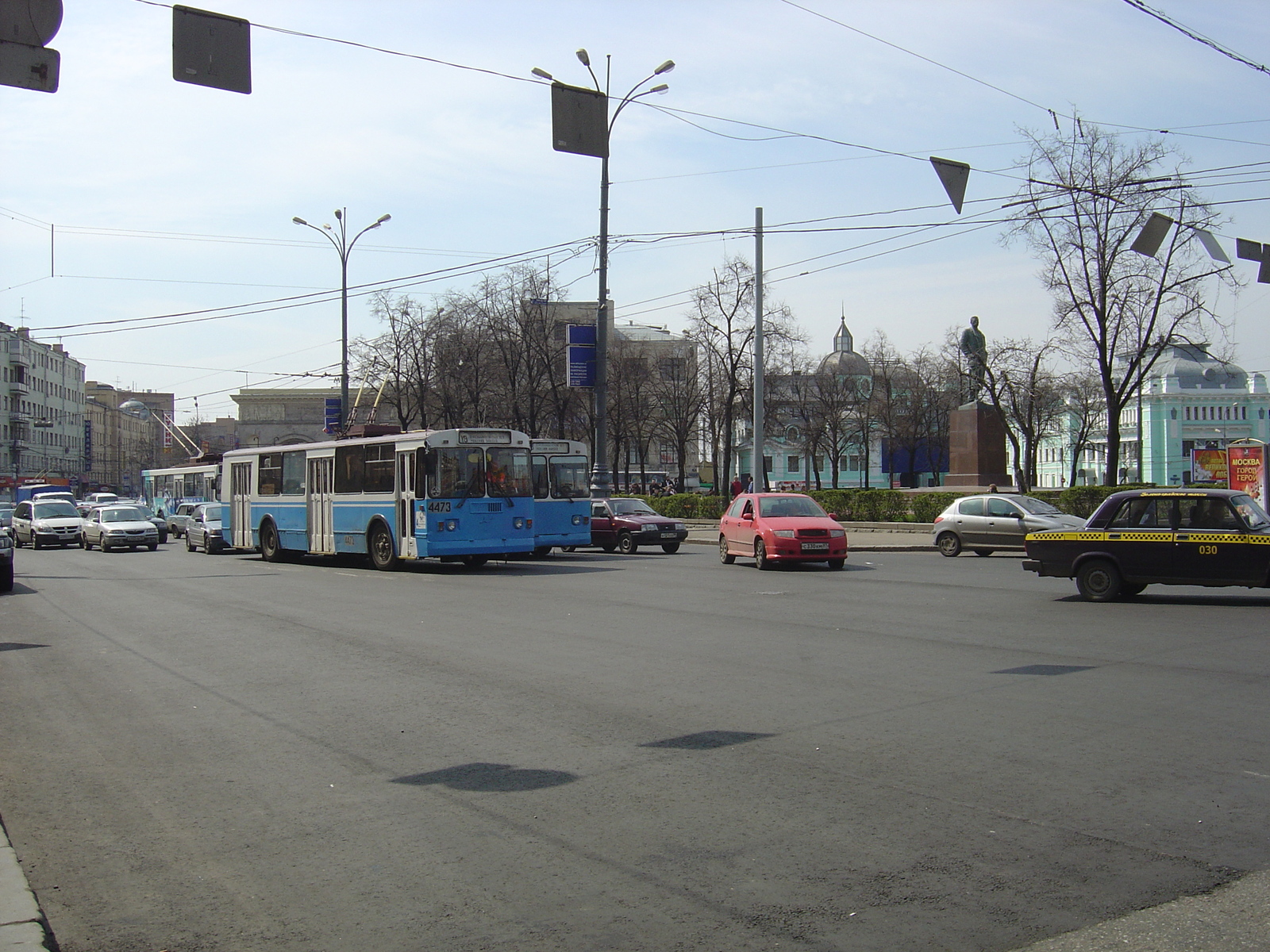 Picture Russia Moscow Tverskaja Street 2005-04 43 - Tourist Tverskaja Street