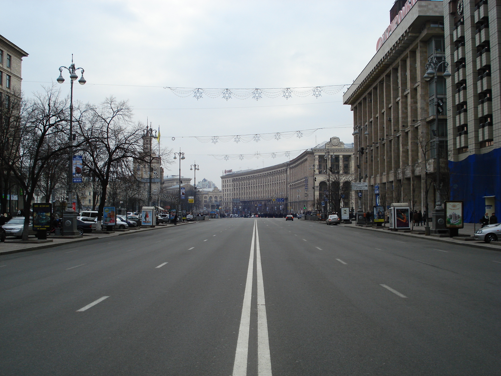 Picture Ukraine Kiev Kreschatyk Street 2007-03 8 - Photographer Kreschatyk Street