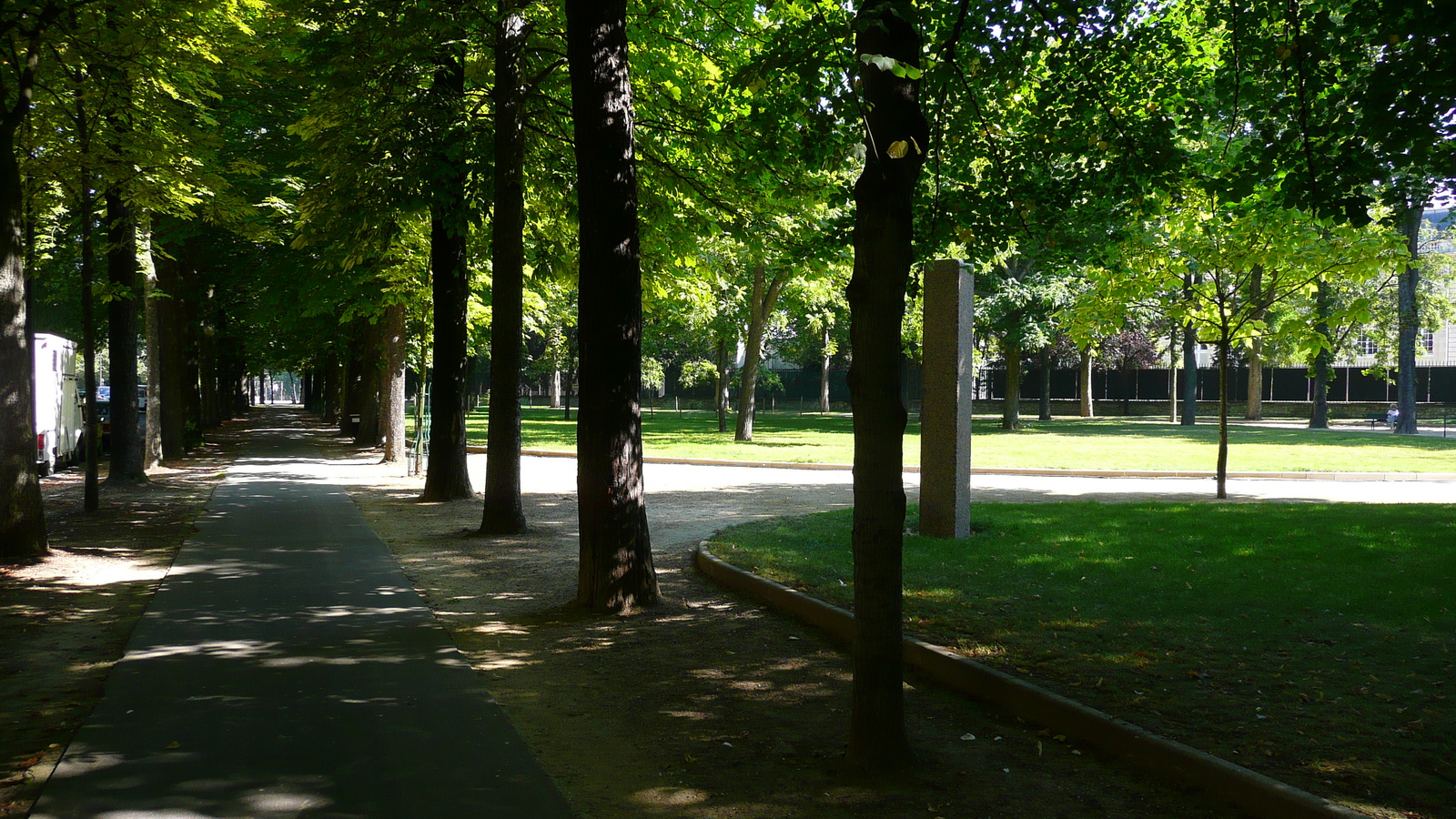 Picture France Paris Jardins du Ranelagh 2007-08 67 - Flight Jardins du Ranelagh