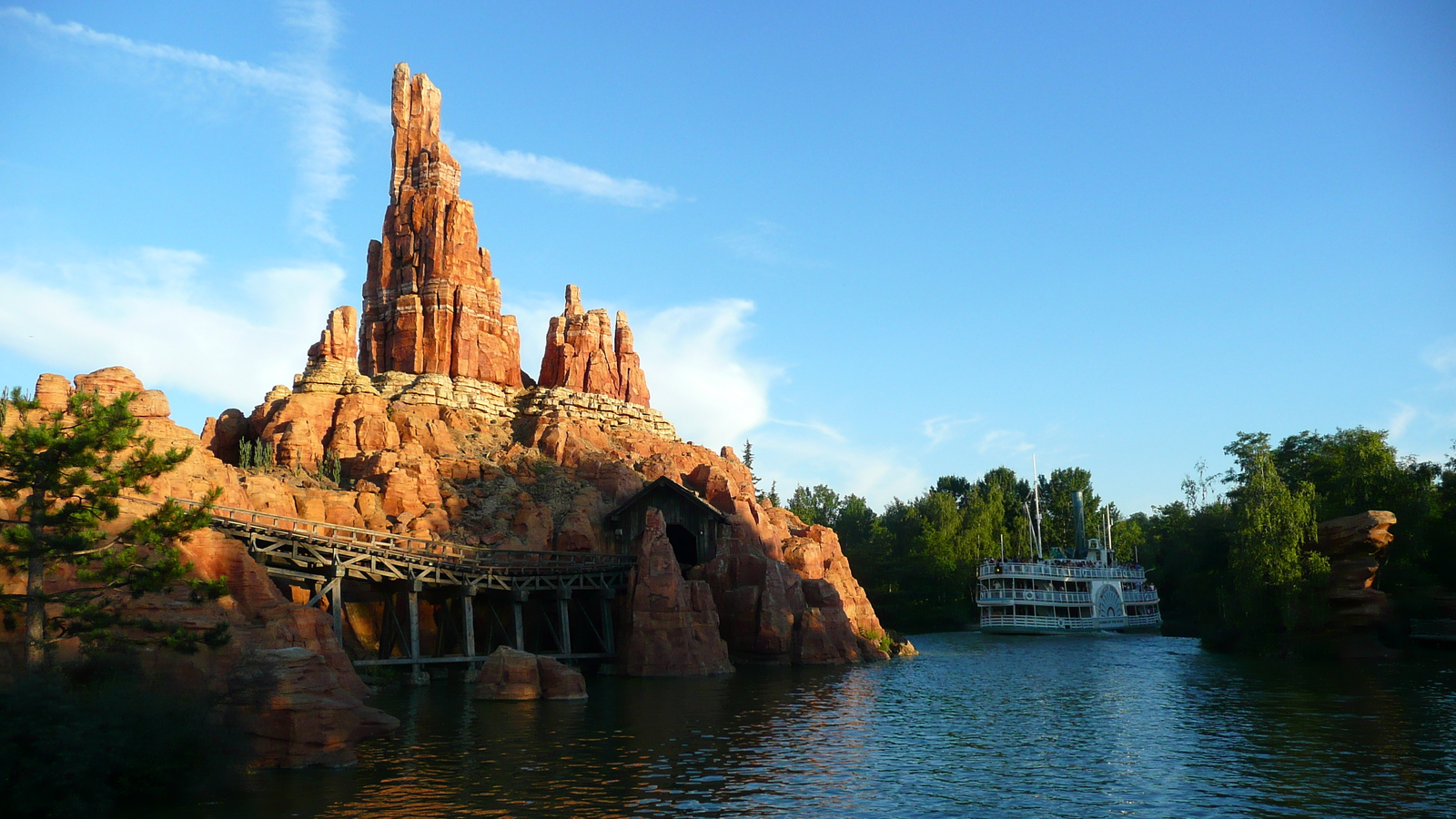 Picture France Disneyland Paris Adventureland 2007-07 26 - Tourist Attraction Adventureland